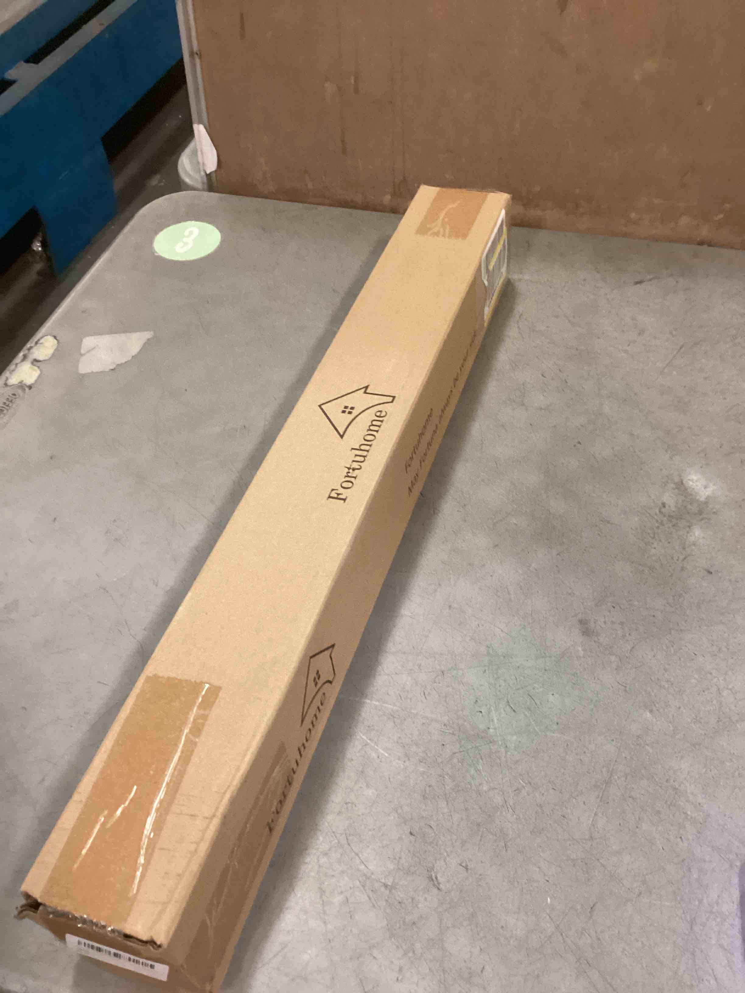 https://s3.amazonaws.com/lotting-images-prod/bidfta/PPE2158660_1738590425717.jpeg