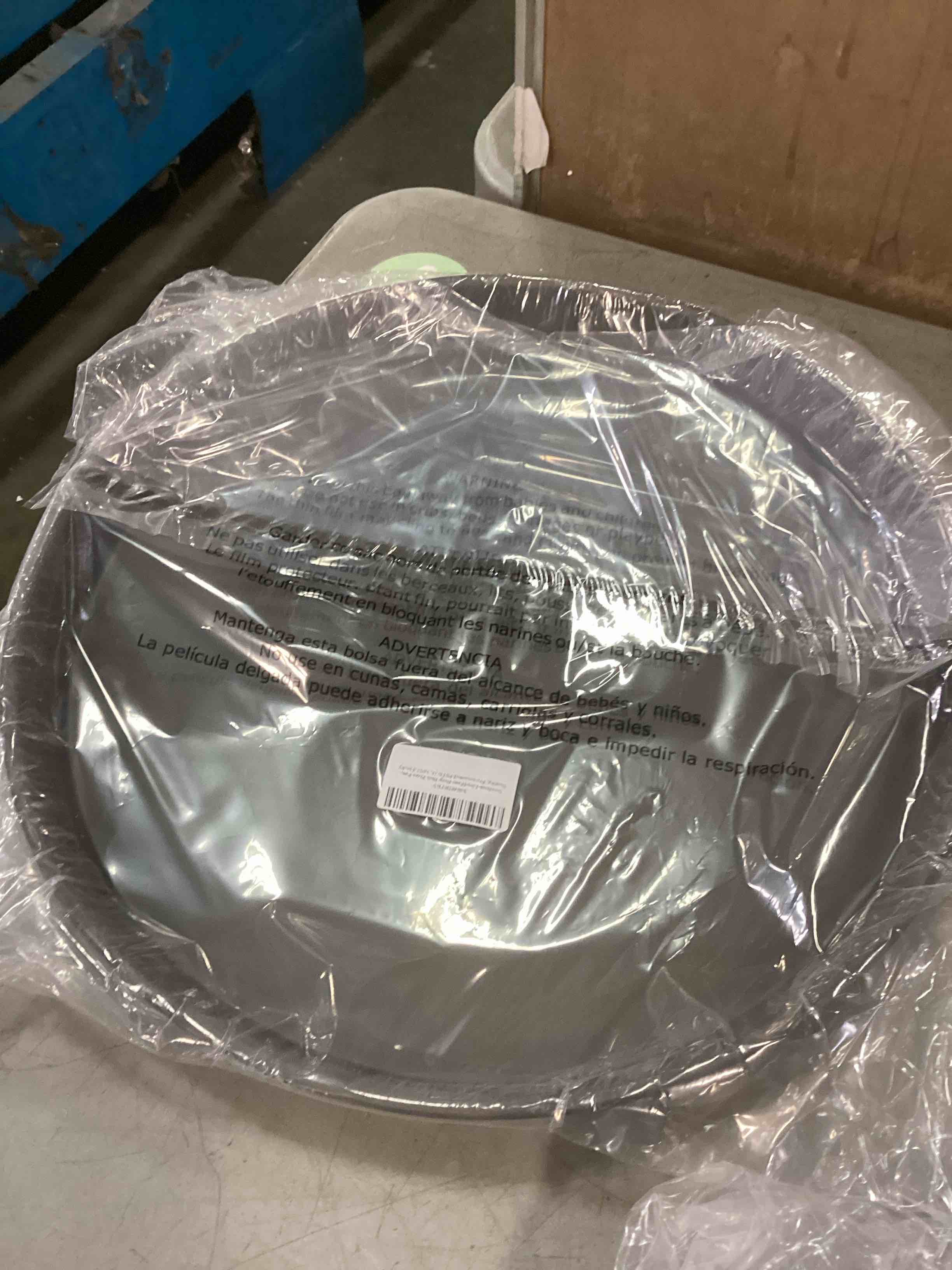 https://s3.amazonaws.com/lotting-images-prod/bidfta/PPE2158815_1738608565698.jpeg