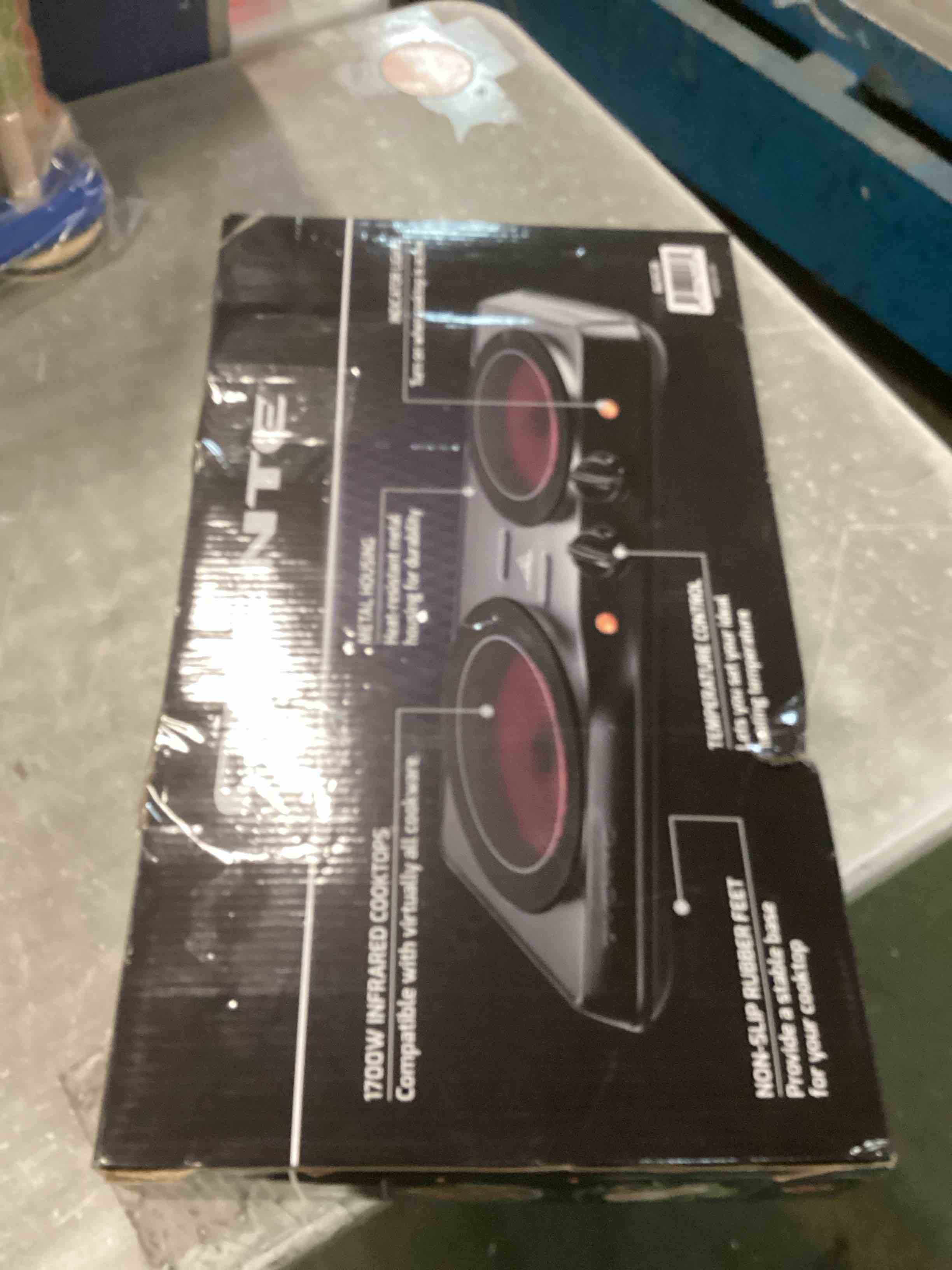 https://s3.amazonaws.com/lotting-images-prod/bidfta/PPE2159009_1738684131303.jpeg