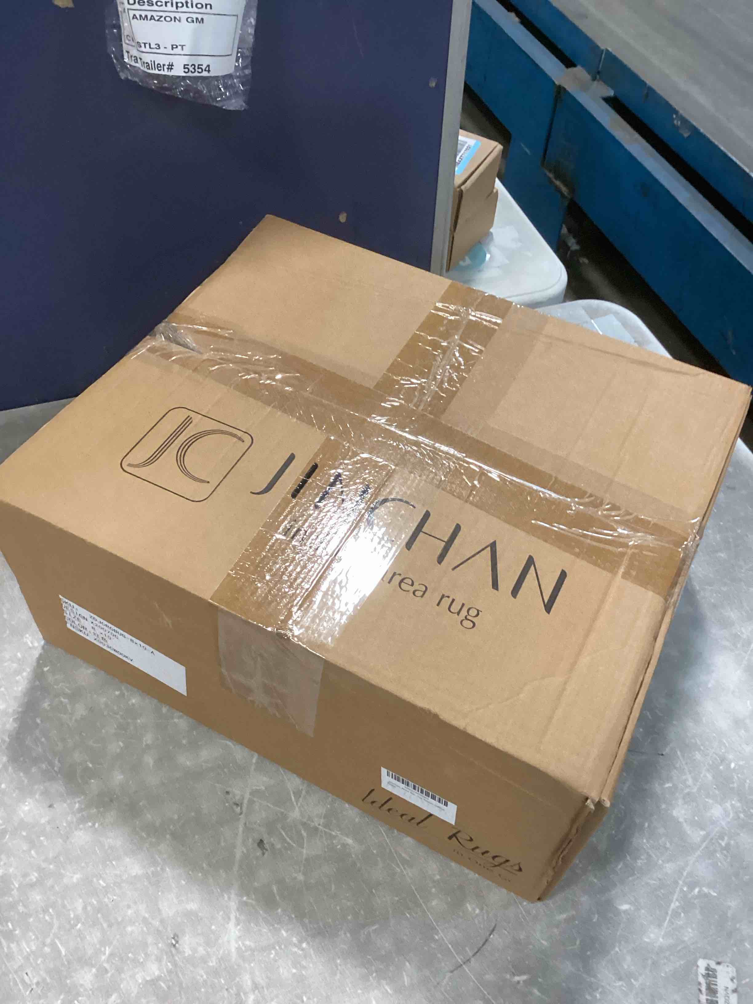 https://s3.amazonaws.com/lotting-images-prod/bidfta/PPE2159100_1738693985033.jpeg