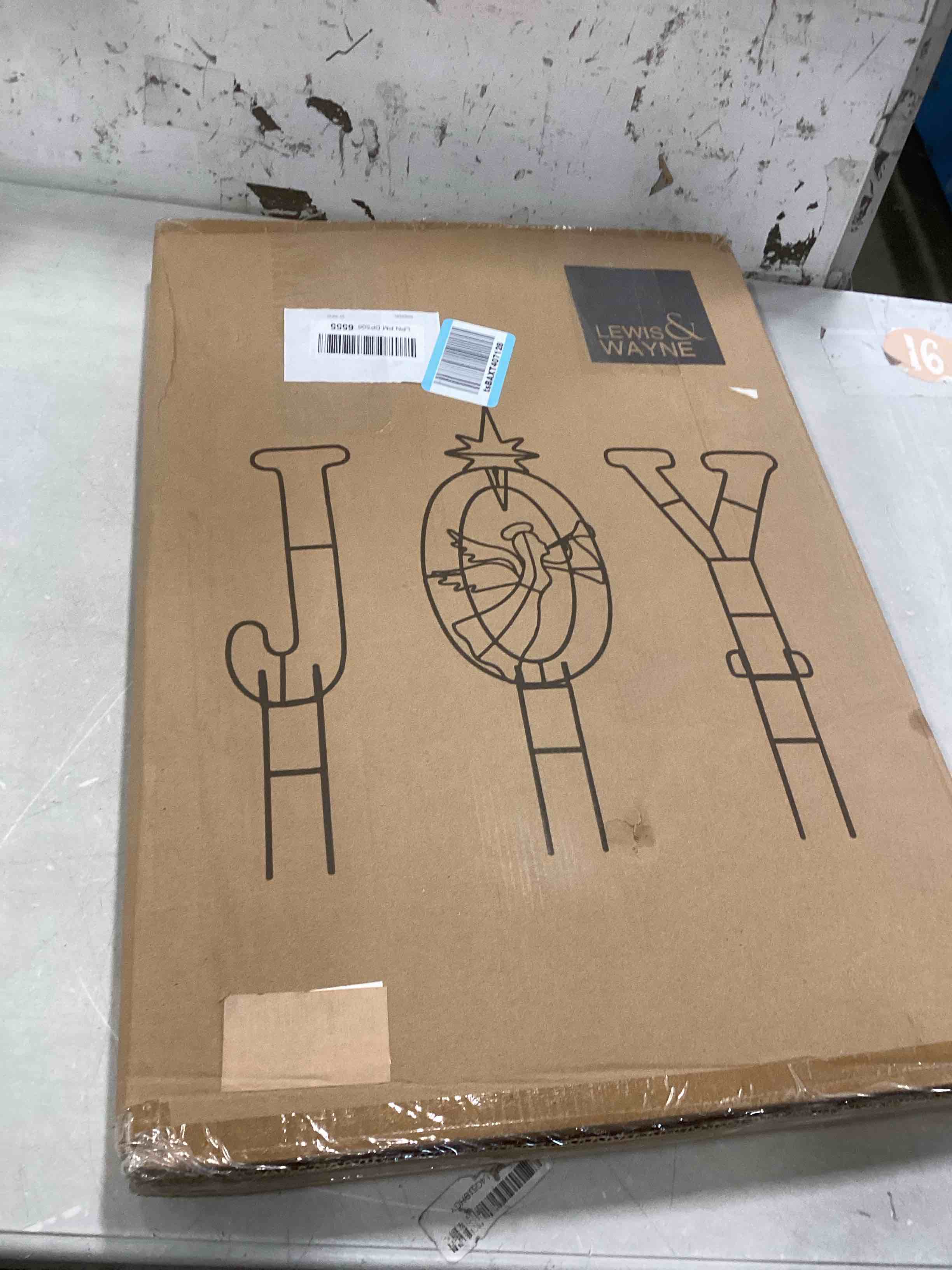 https://s3.amazonaws.com/lotting-images-prod/bidfta/PPE2160383_1739990052118.jpeg