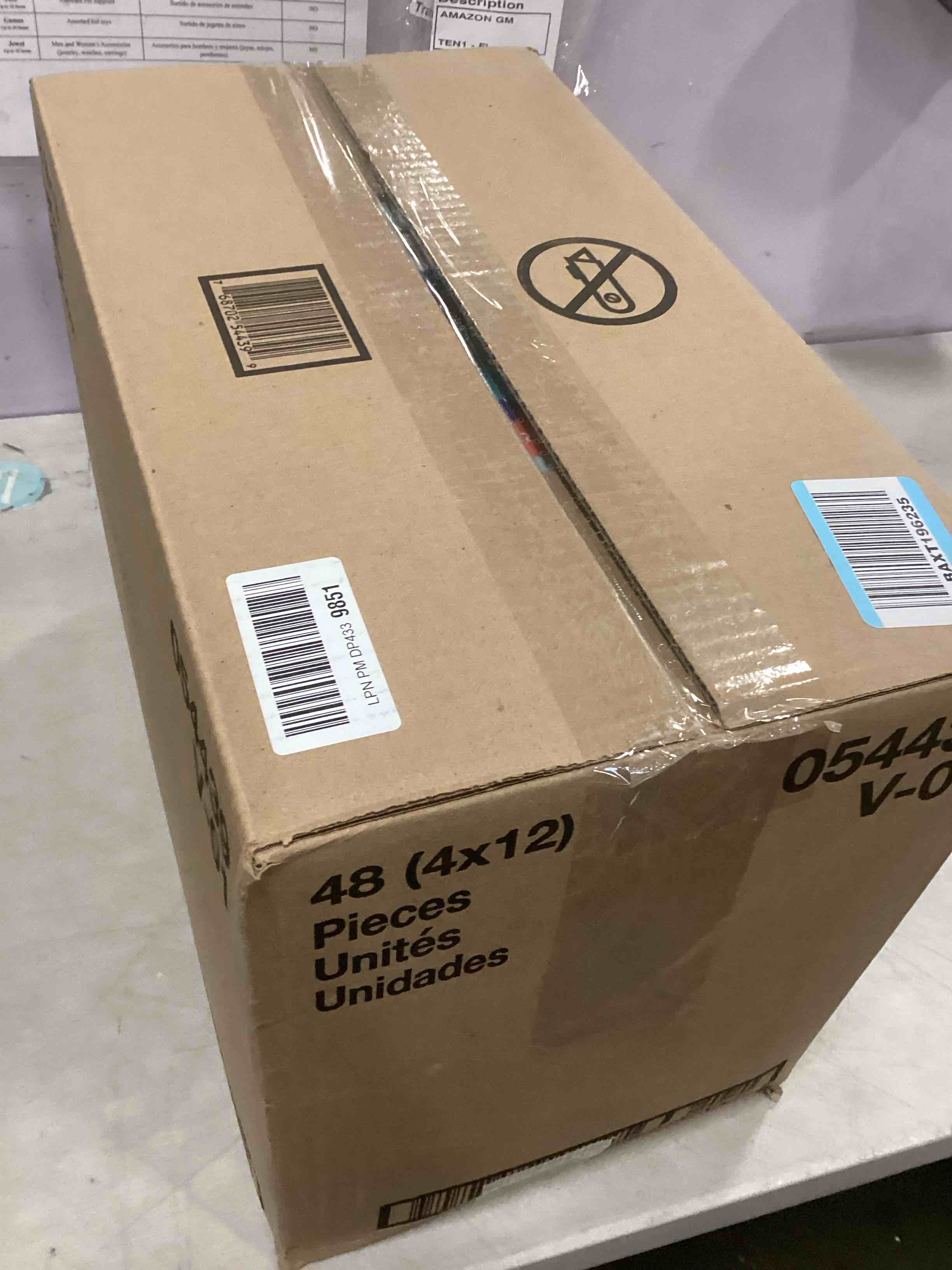 https://s3.amazonaws.com/lotting-images-prod/bidfta/PPE2160509_1740060210331.jpeg