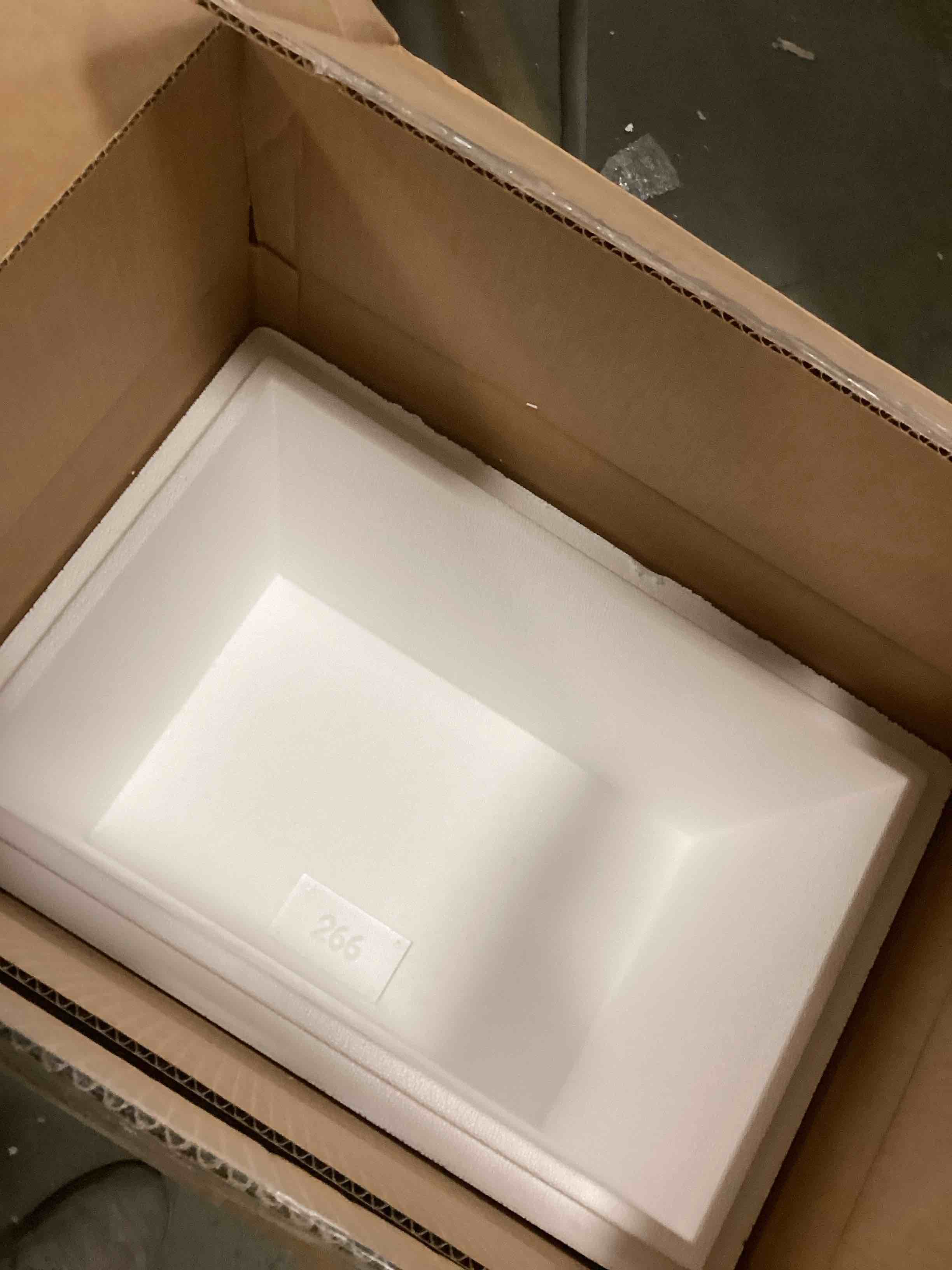 https://s3.amazonaws.com/lotting-images-prod/bidfta/PPE2160778_1740158168730.jpeg