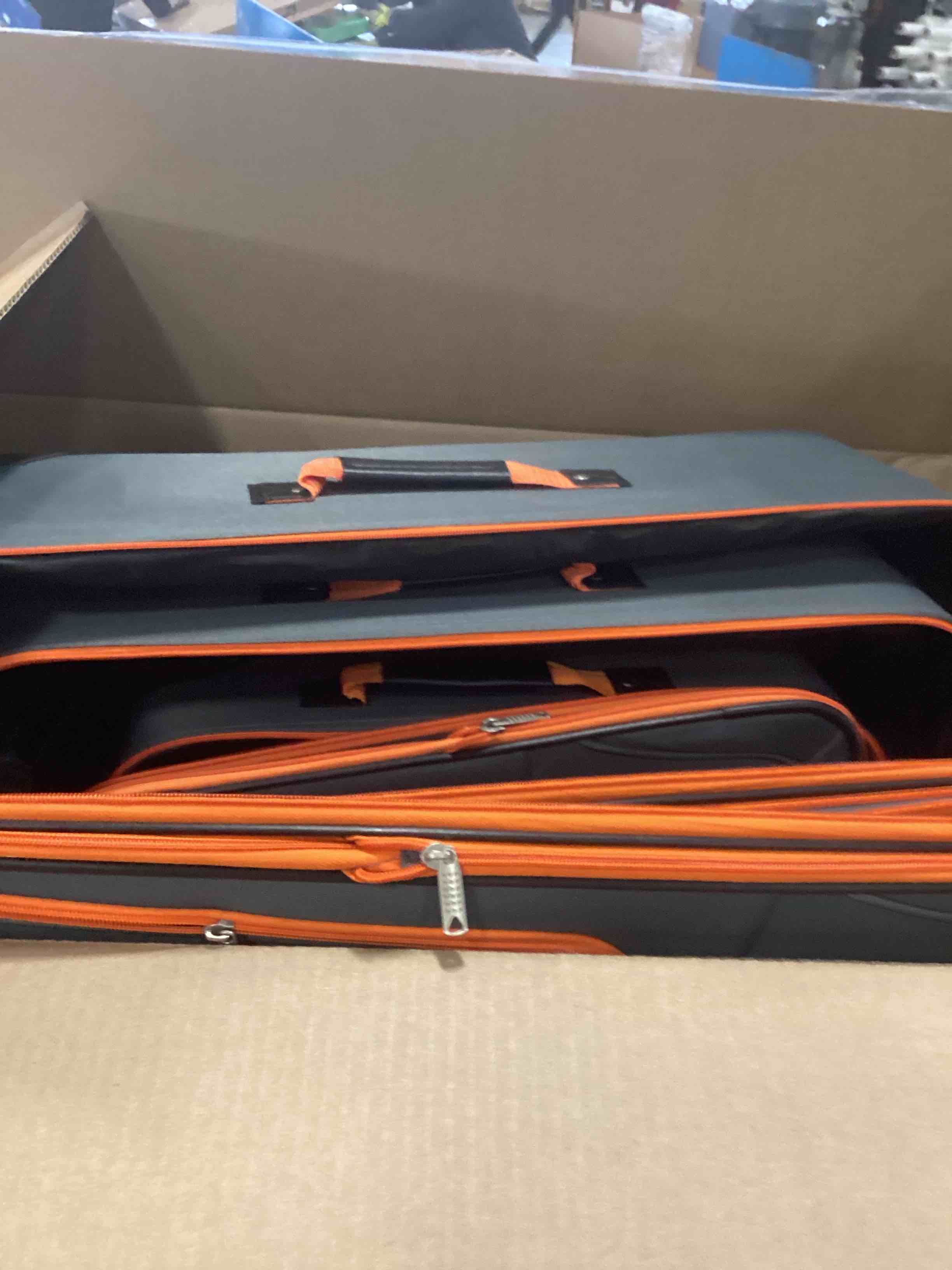 https://s3.amazonaws.com/lotting-images-prod/bidfta/PPE2160977_1740412558200.jpeg