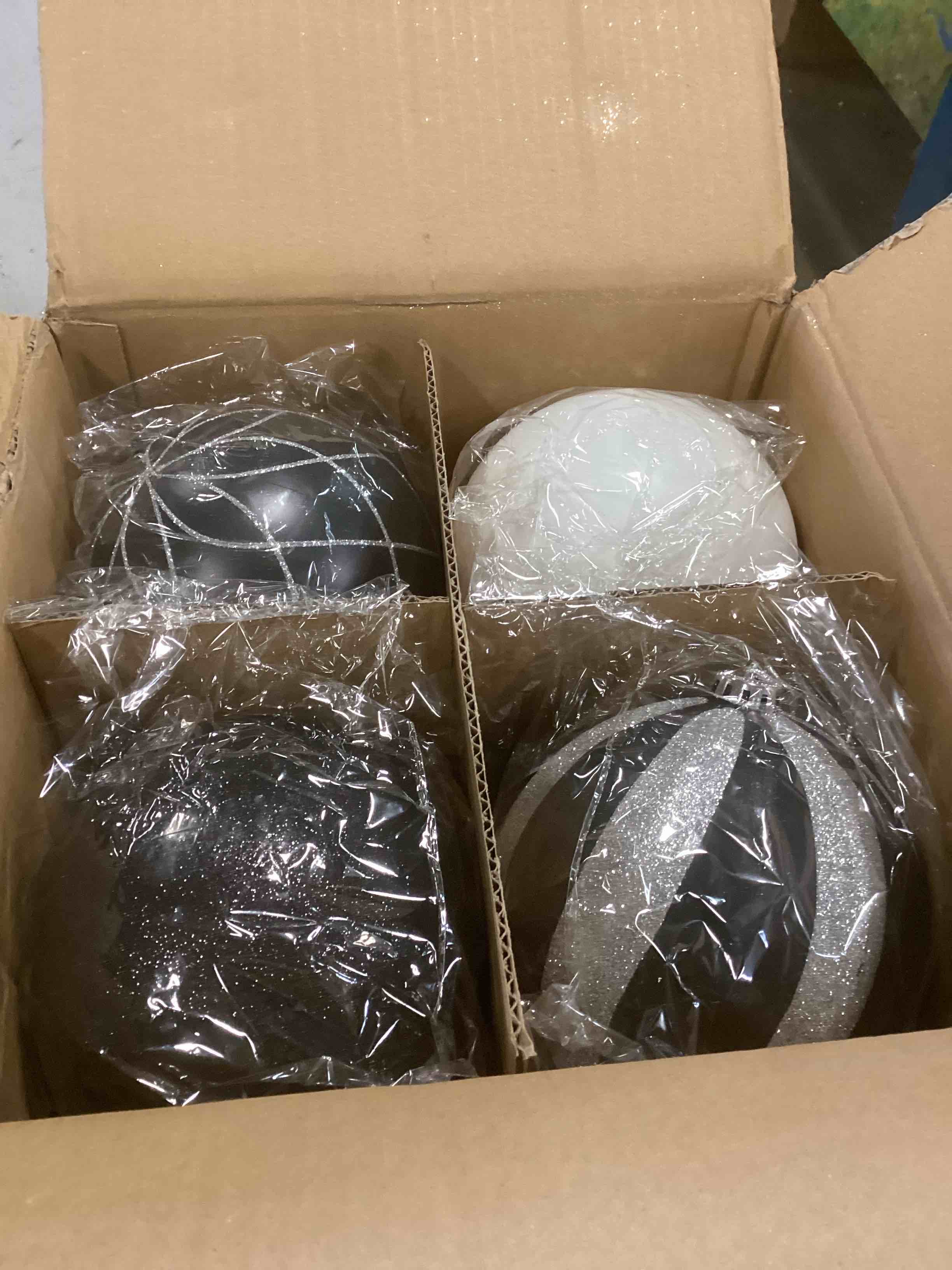https://s3.amazonaws.com/lotting-images-prod/bidfta/PPE2160999_1740414950627.jpeg