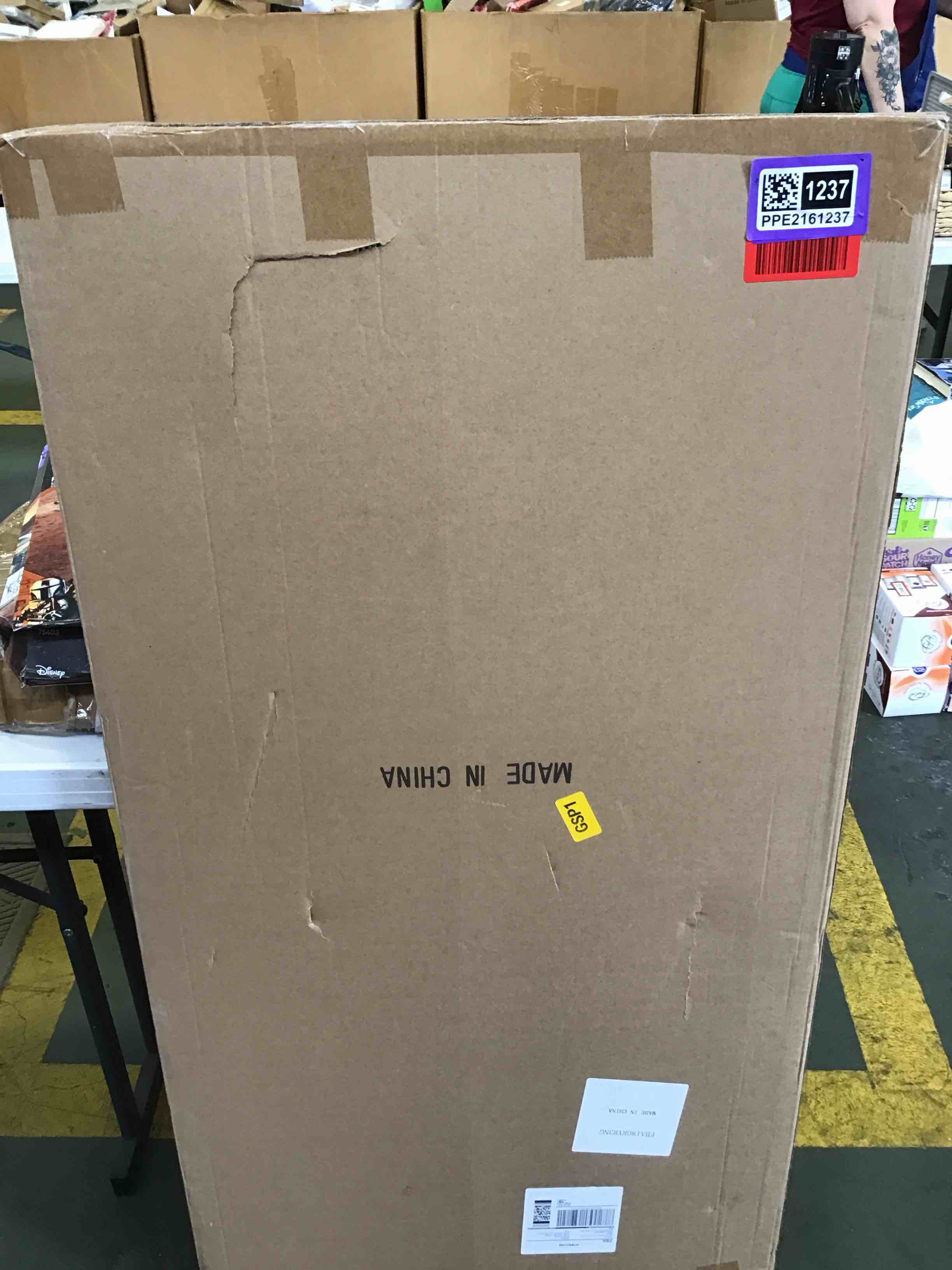 https://s3.amazonaws.com/lotting-images-prod/bidfta/PPE2161237_1752161638387.jpeg