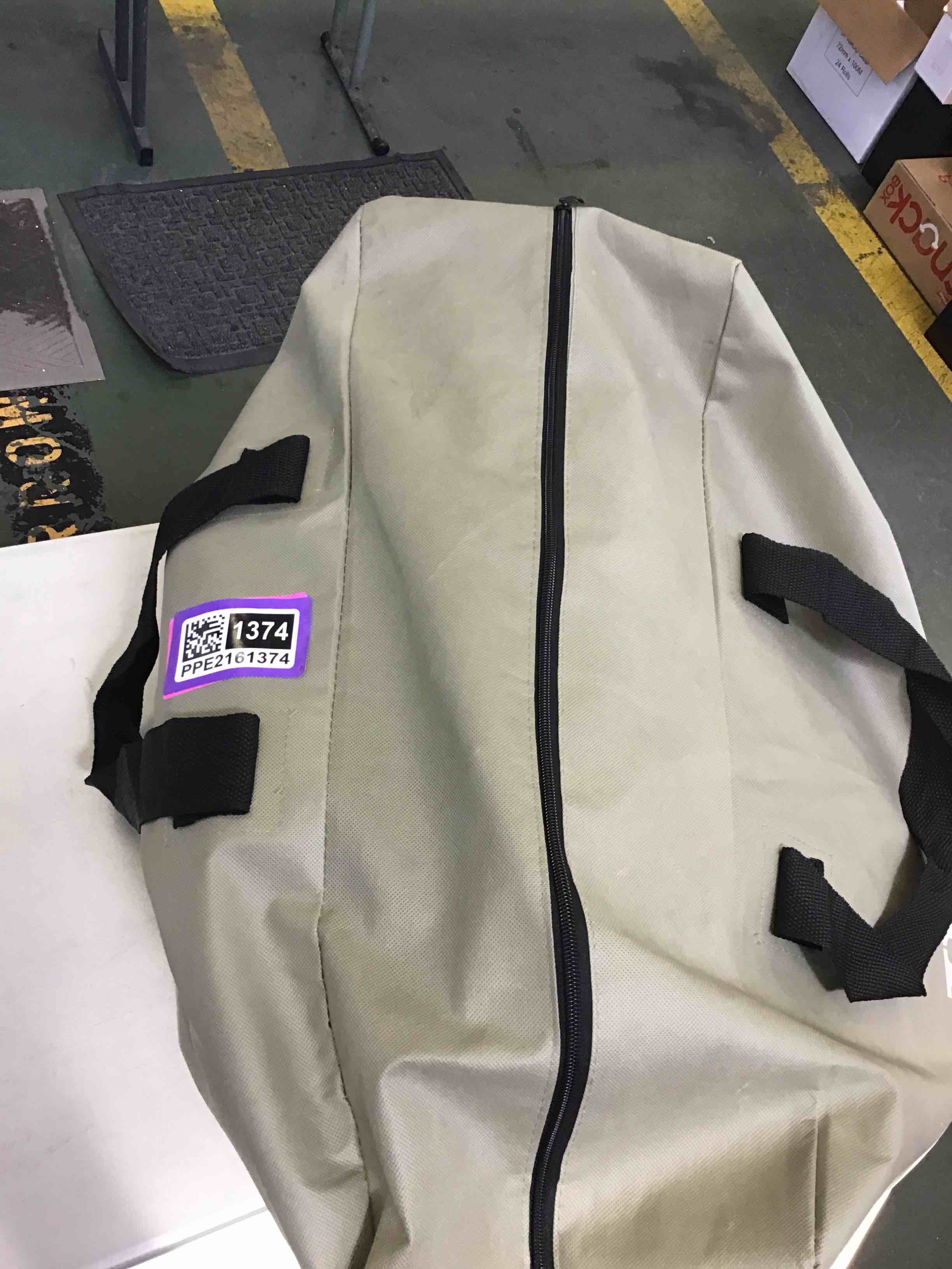 https://s3.amazonaws.com/lotting-images-prod/bidfta/PPE2161374_1753299702200.jpeg