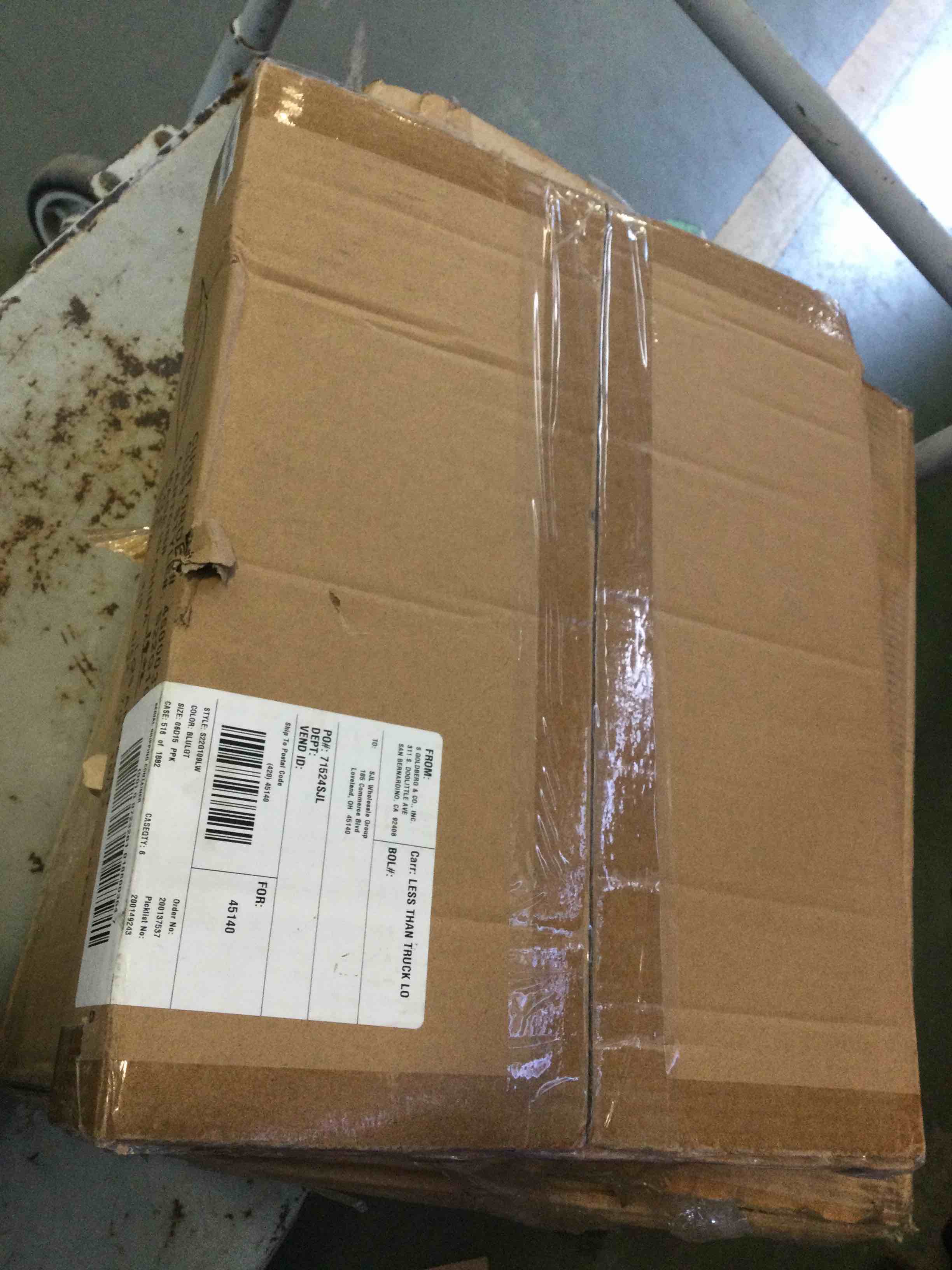 https://s3.amazonaws.com/lotting-images-prod/bidfta/PPE2162247_1760193352634.jpeg