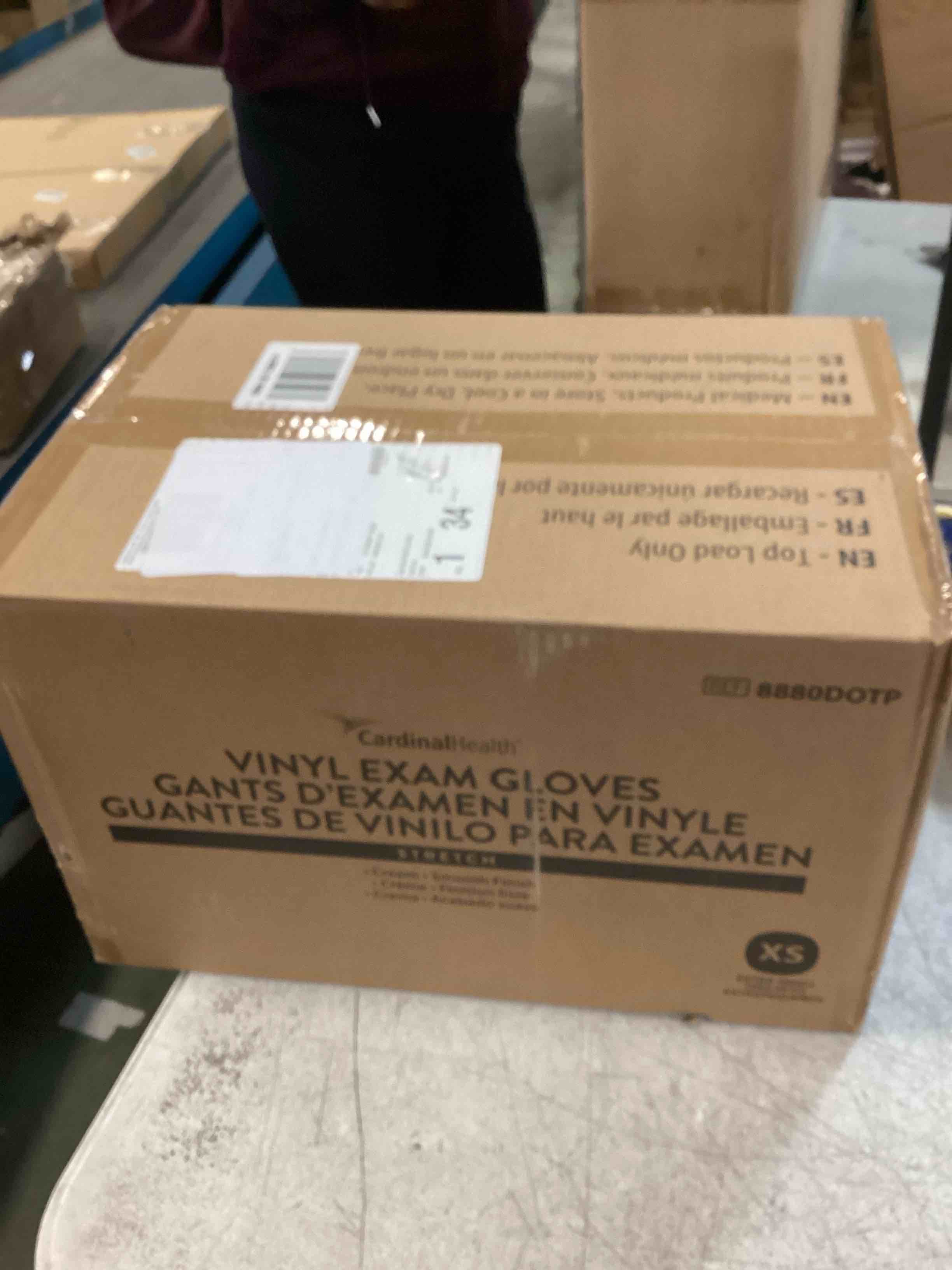 https://s3.amazonaws.com/lotting-images-prod/bidfta/PPE2164260_1738695324068.jpeg