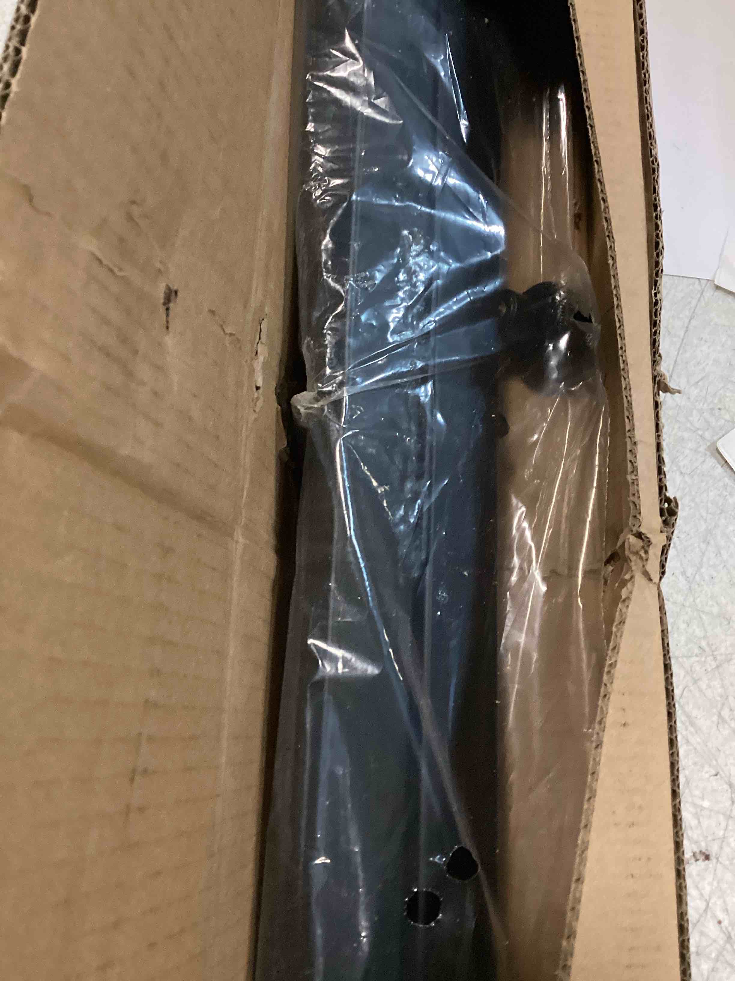 https://s3.amazonaws.com/lotting-images-prod/bidfta/PPE2164401_1738677471836.jpeg