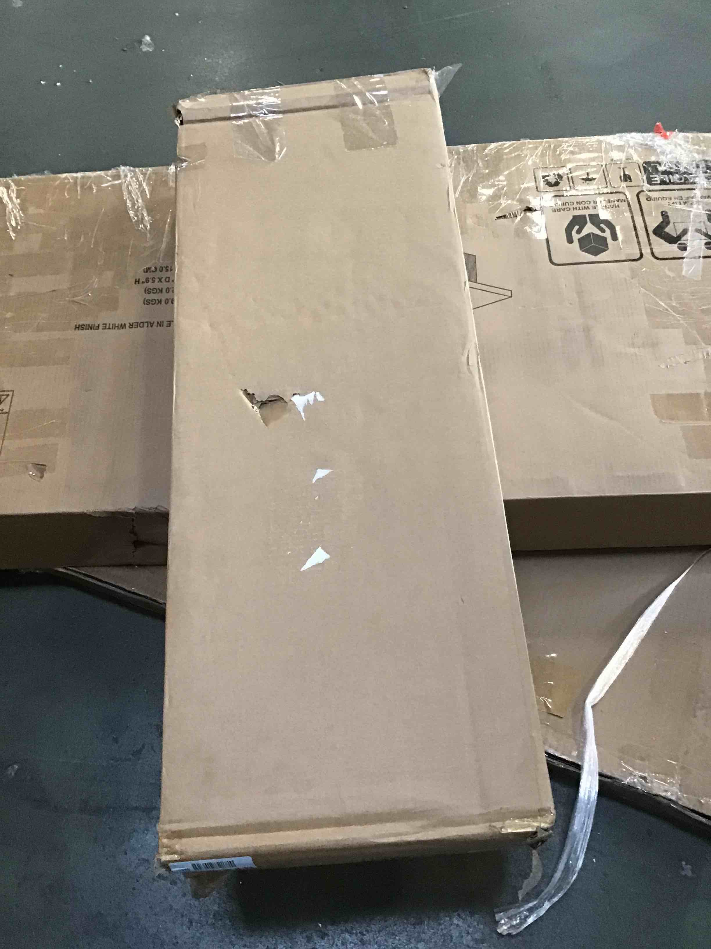 https://s3.amazonaws.com/lotting-images-prod/bidfta/PPE2166253_1740671608805.jpeg