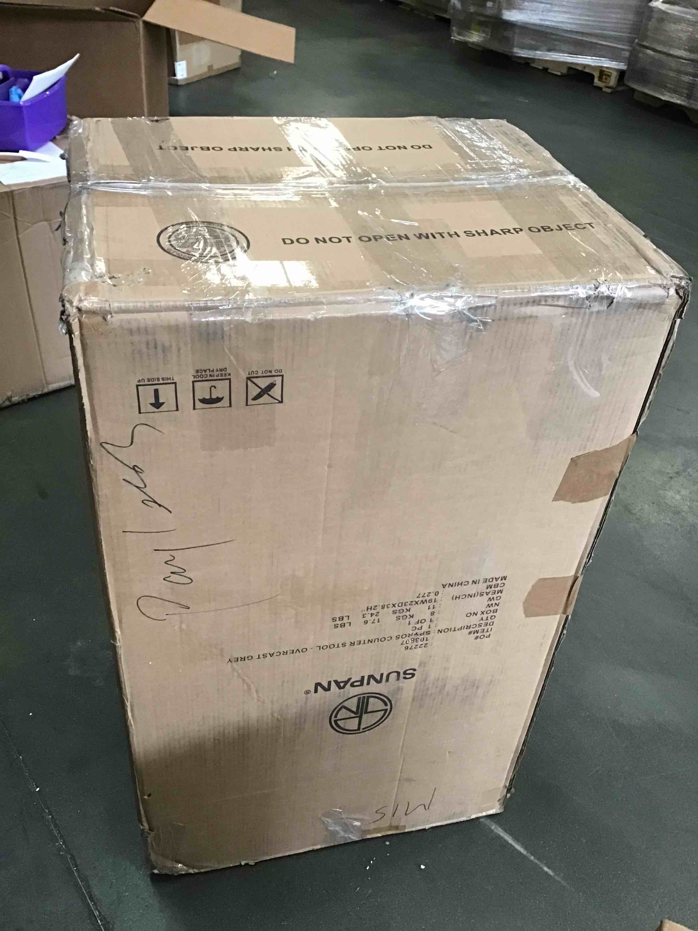 https://s3.amazonaws.com/lotting-images-prod/bidfta/PPE2166349_1740756381715.jpeg