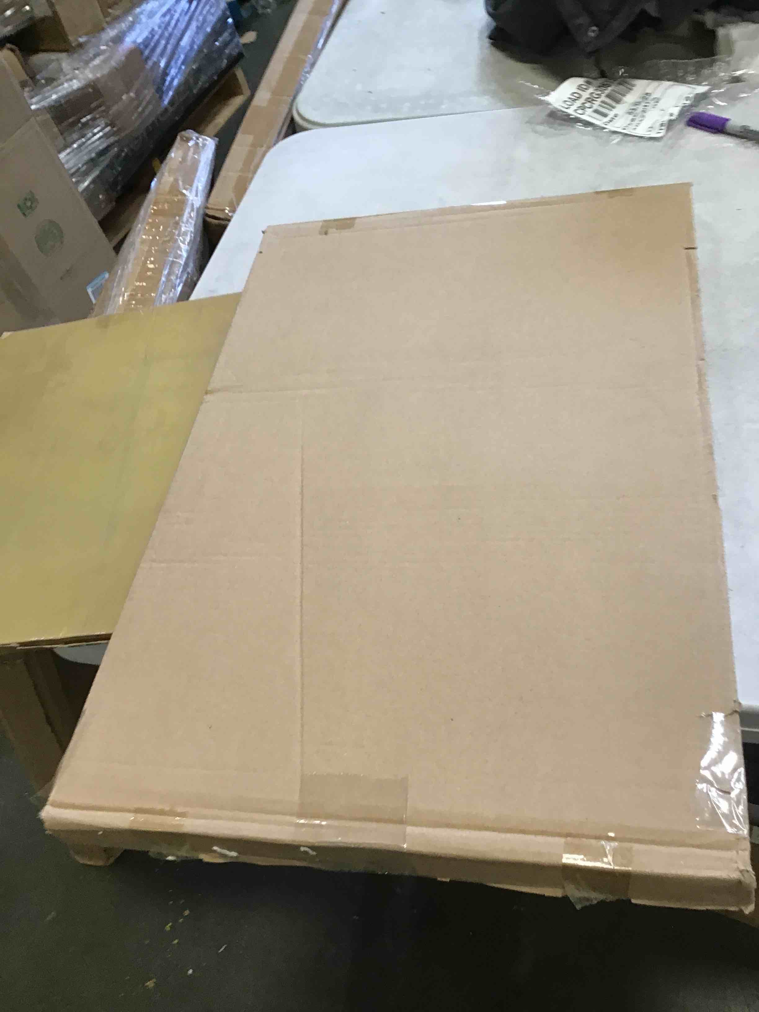 https://s3.amazonaws.com/lotting-images-prod/bidfta/PPE2166943_1741294197642.jpeg