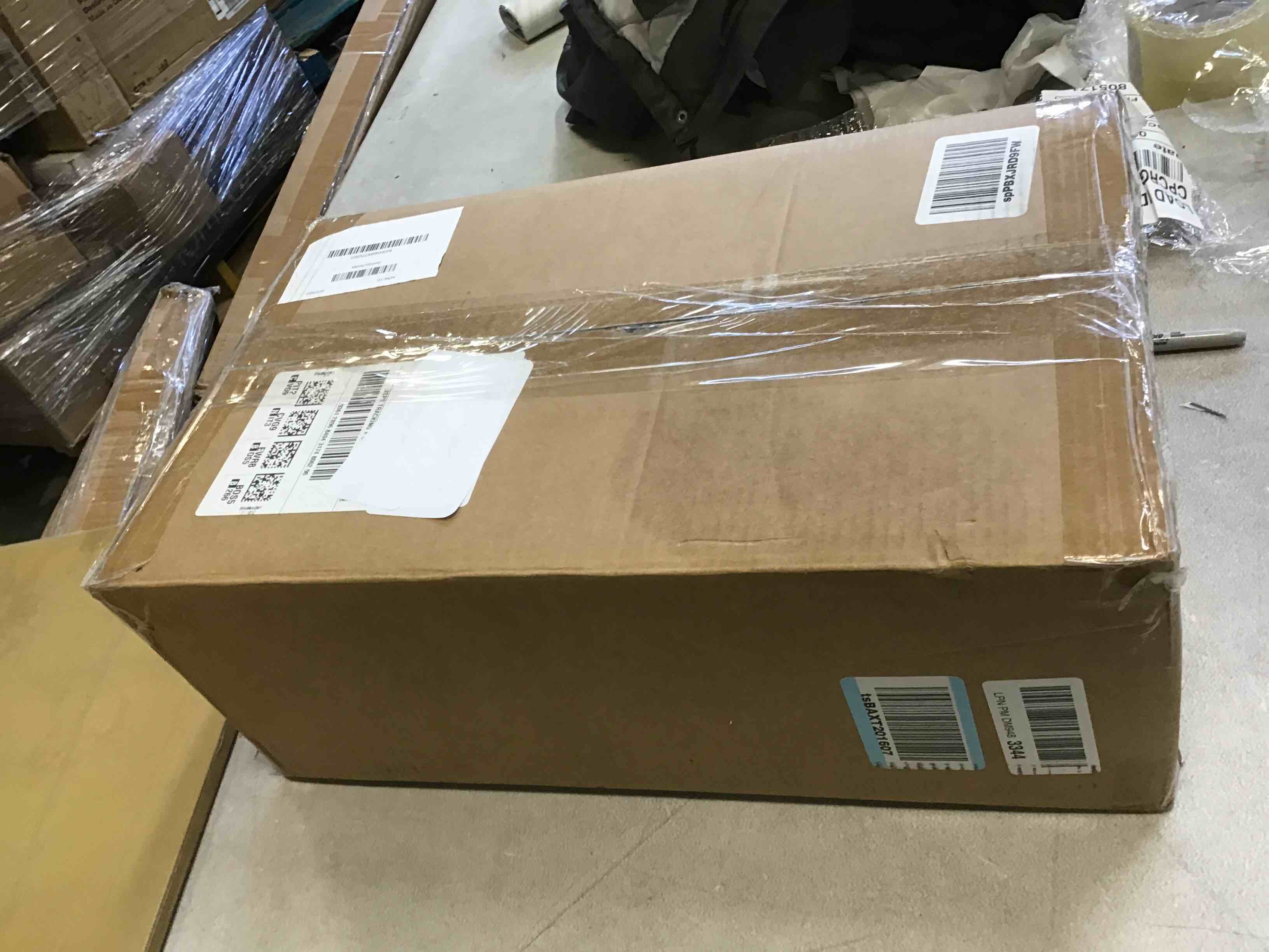 https://s3.amazonaws.com/lotting-images-prod/bidfta/PPE2166945_1741294464849.jpeg
