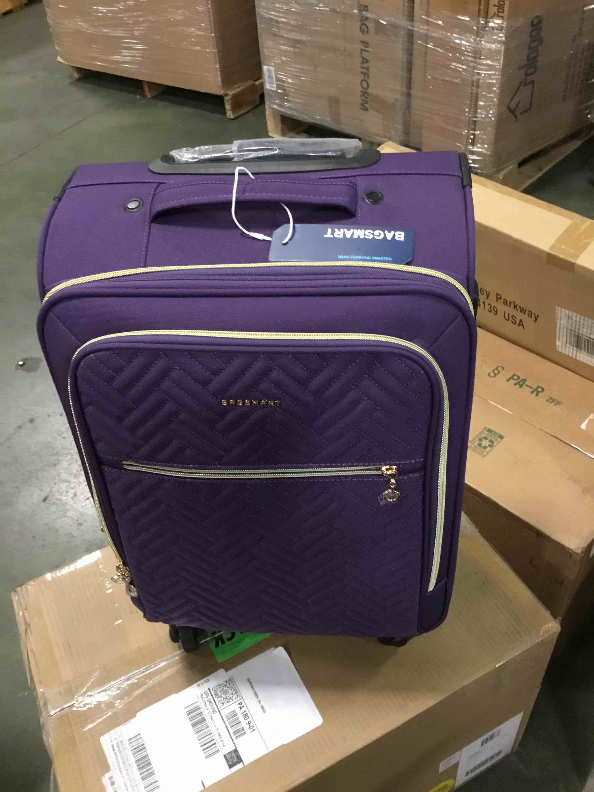 https://s3.amazonaws.com/lotting-images-prod/bidfta/PPE2166977_1741695507346.jpeg