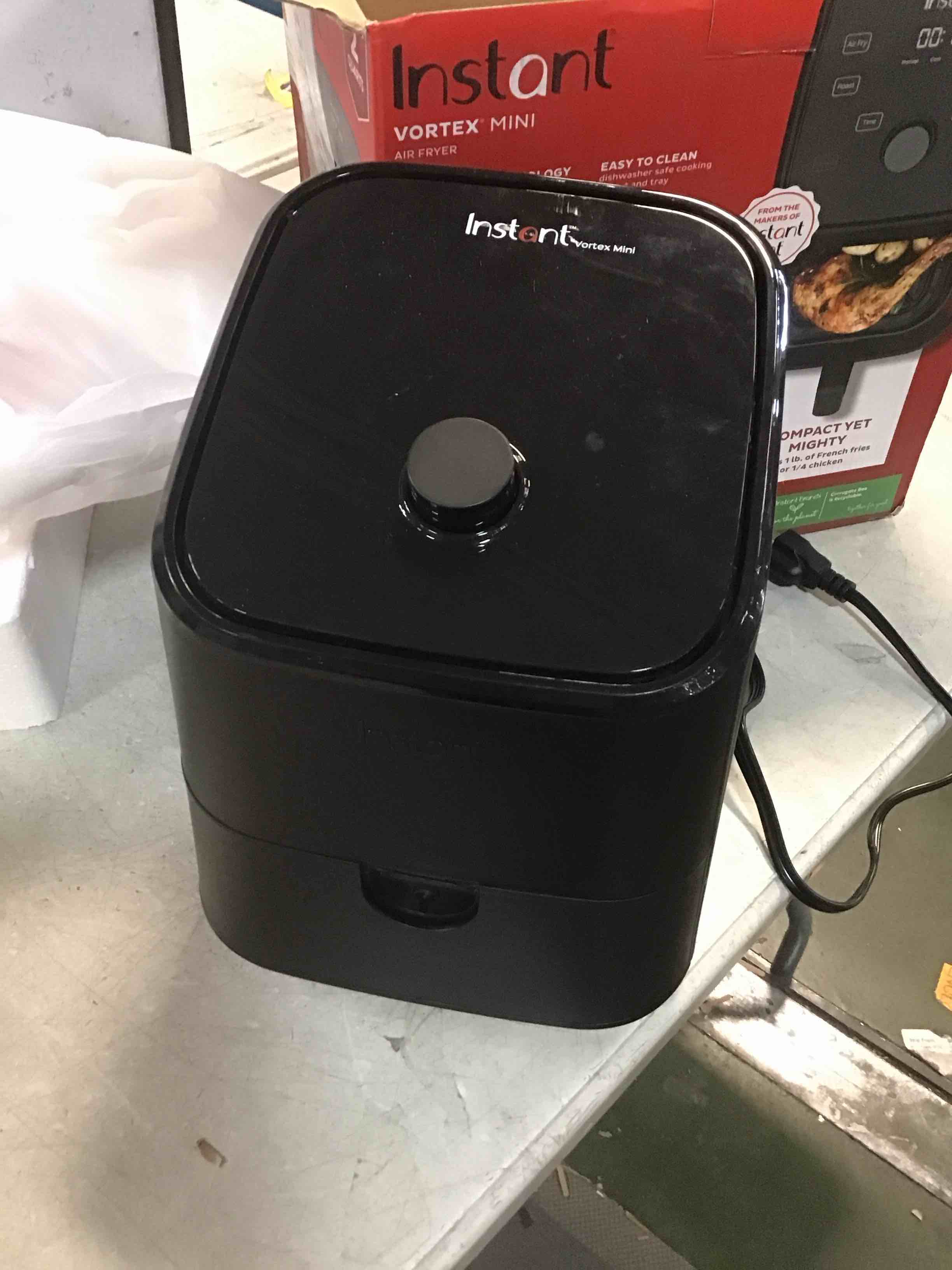 https://s3.amazonaws.com/lotting-images-prod/bidfta/PPE2167019_1738001984702.jpeg