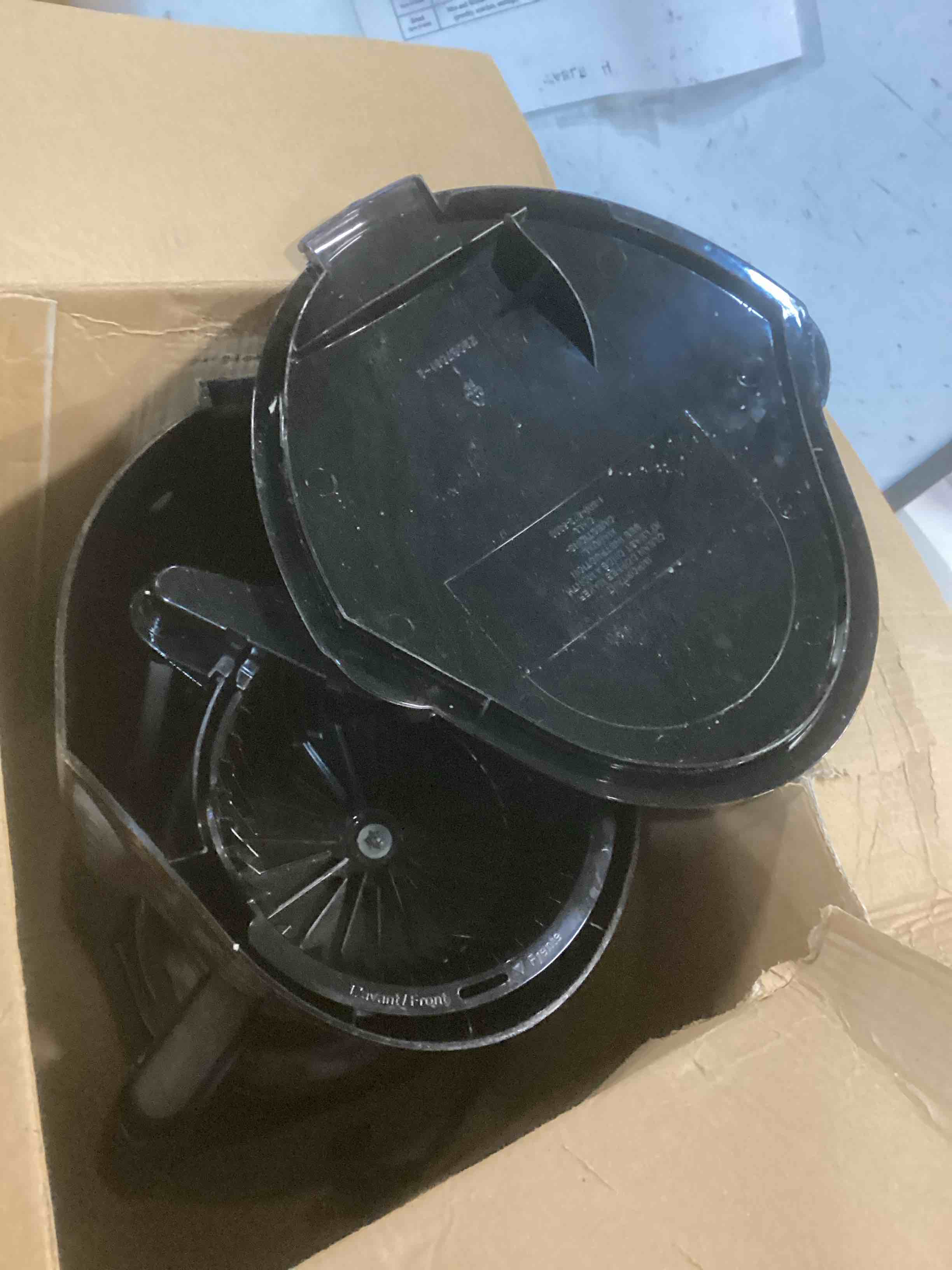 https://s3.amazonaws.com/lotting-images-prod/bidfta/PPE2167067_1738009519422.jpeg