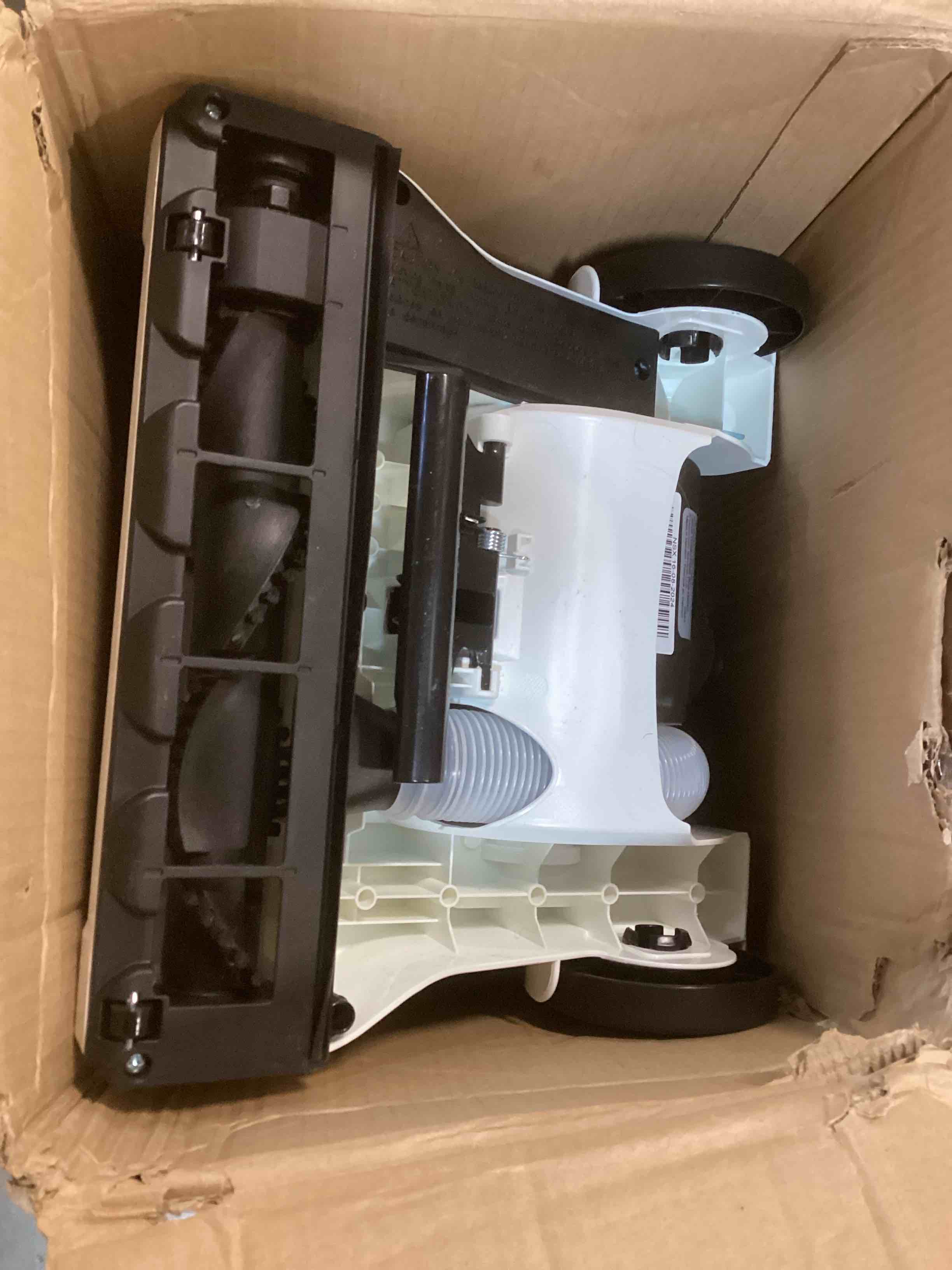 https://s3.amazonaws.com/lotting-images-prod/bidfta/PPE2167069_1738007737881.jpeg