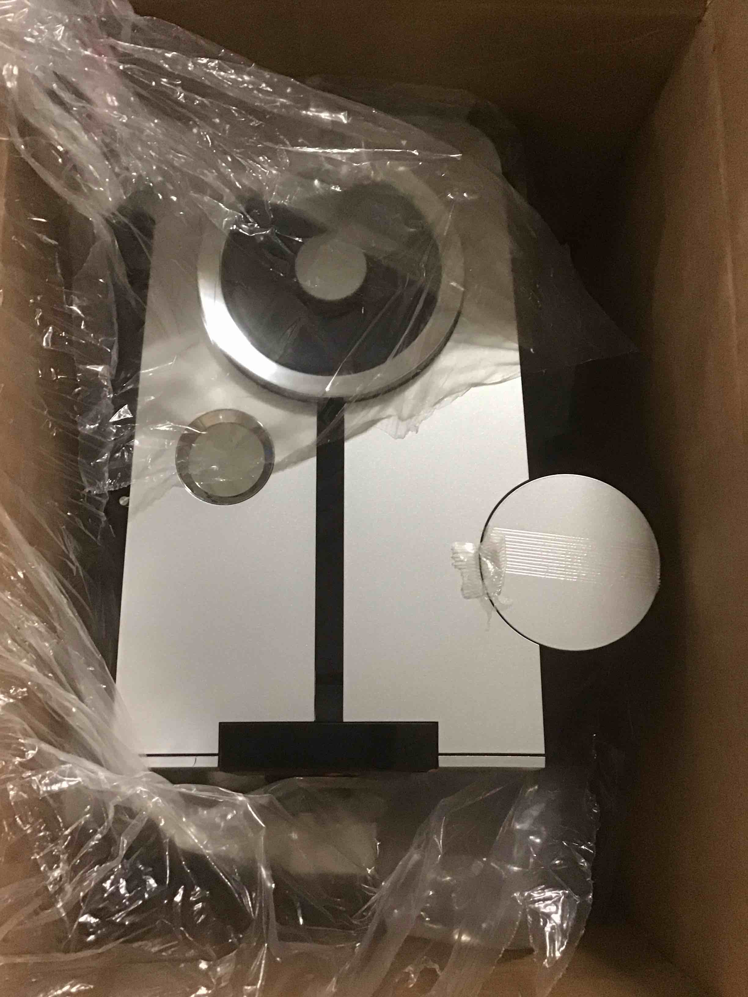 https://s3.amazonaws.com/lotting-images-prod/bidfta/PPE2167773_1738261532345.jpeg