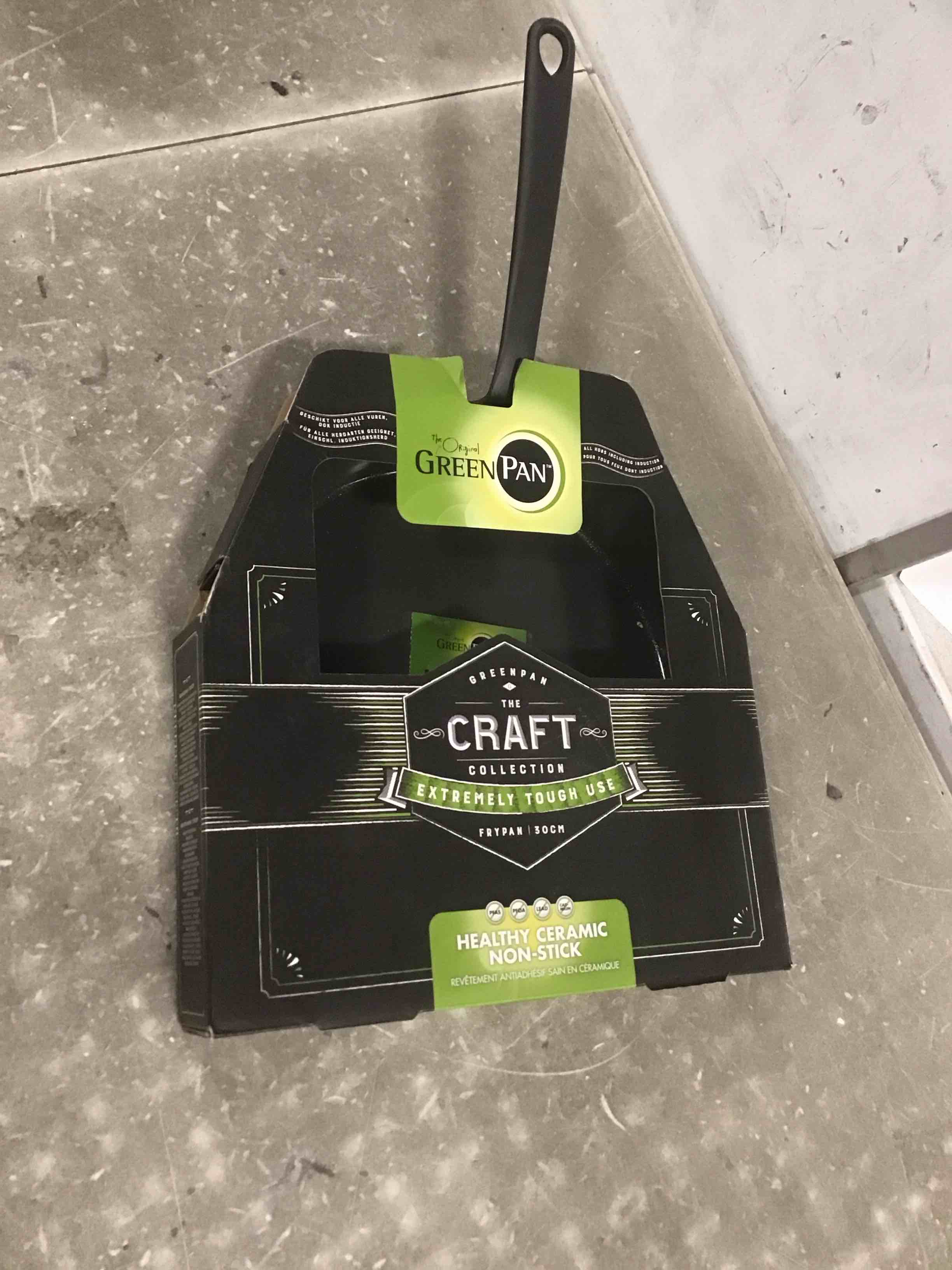 https://s3.amazonaws.com/lotting-images-prod/bidfta/PPE2168164_1738588300910.jpeg