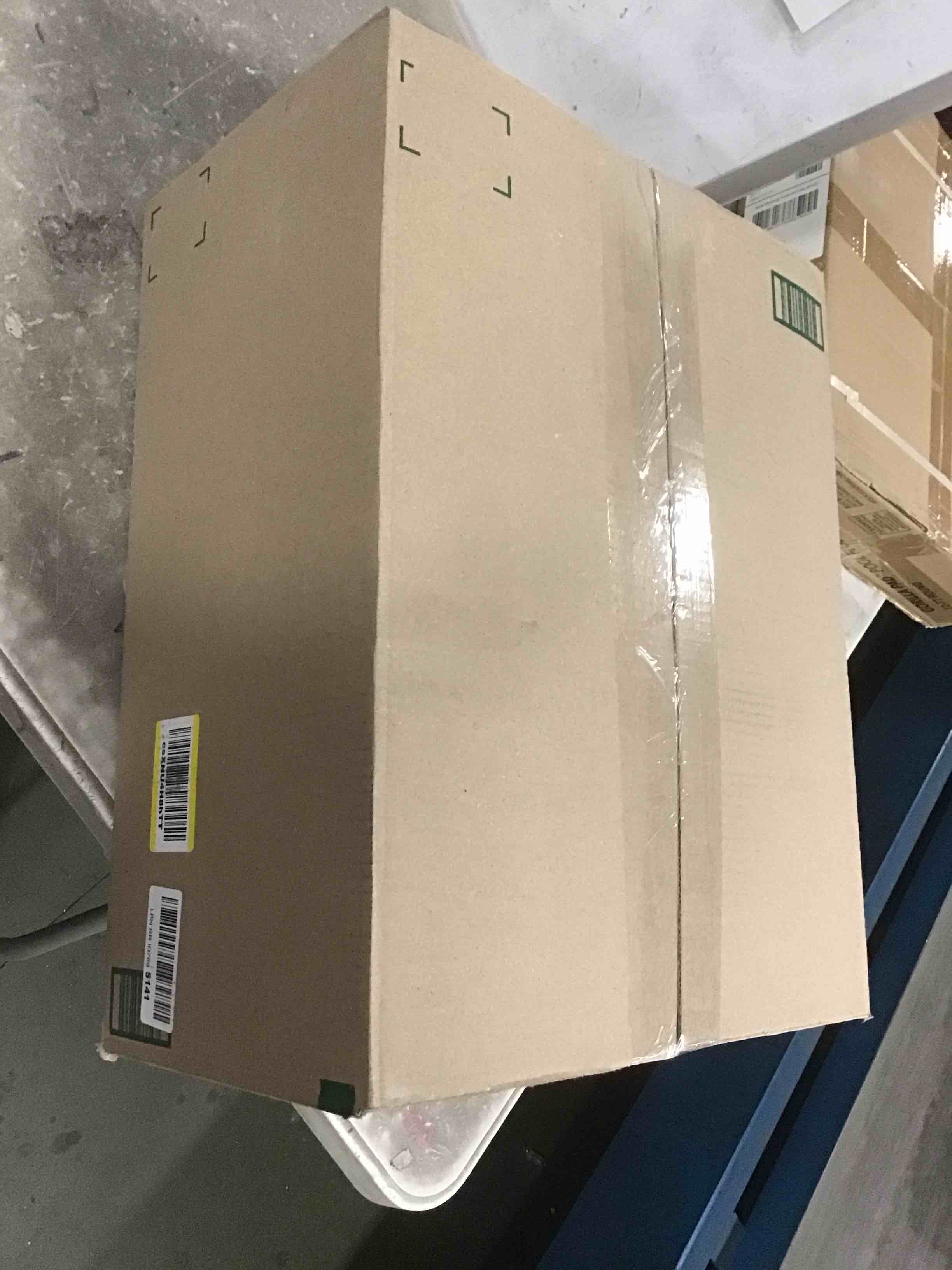https://s3.amazonaws.com/lotting-images-prod/bidfta/PPE2168165_1738588107404.jpeg