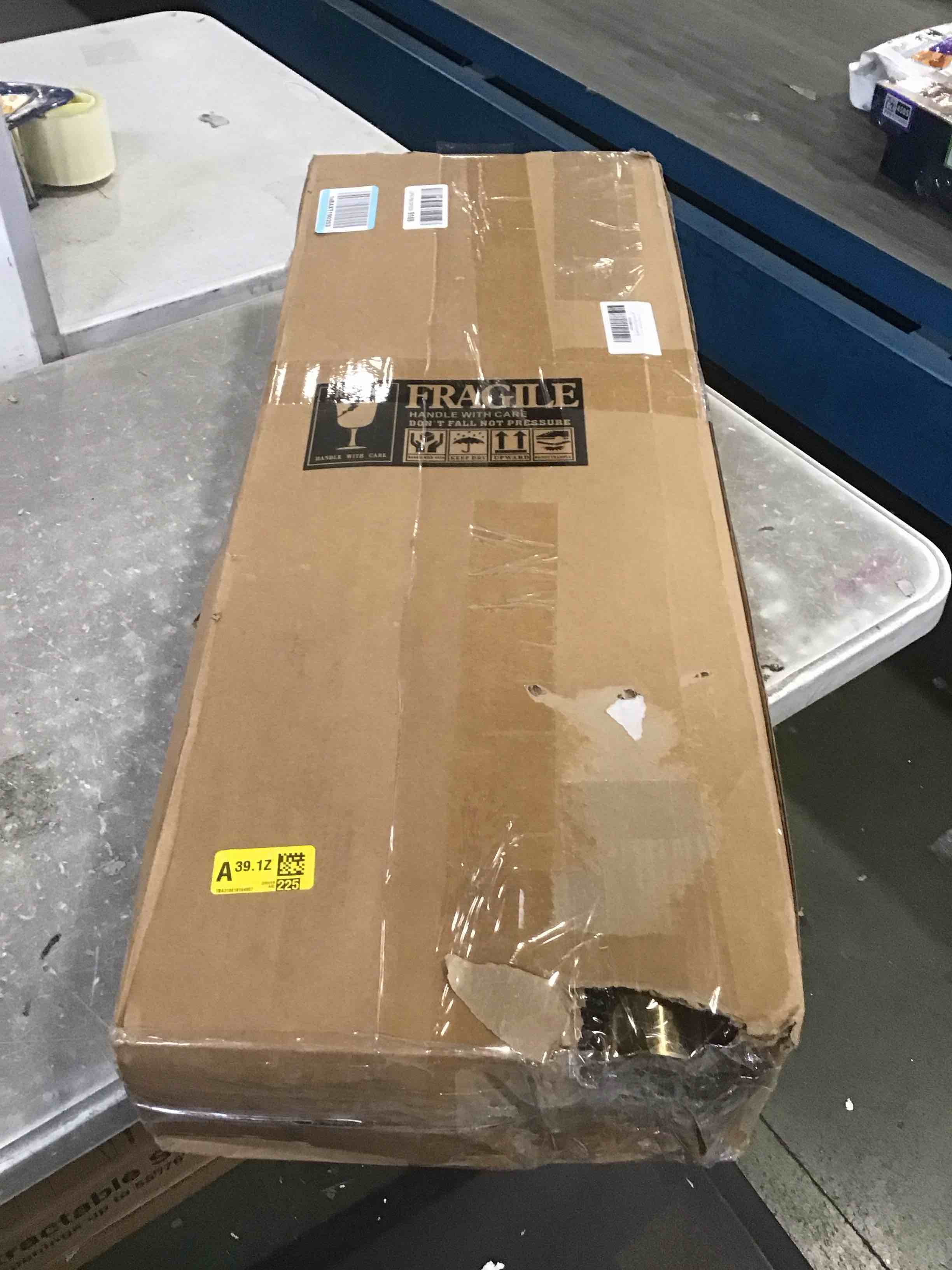 https://s3.amazonaws.com/lotting-images-prod/bidfta/PPE2168309_1738609666272.jpeg