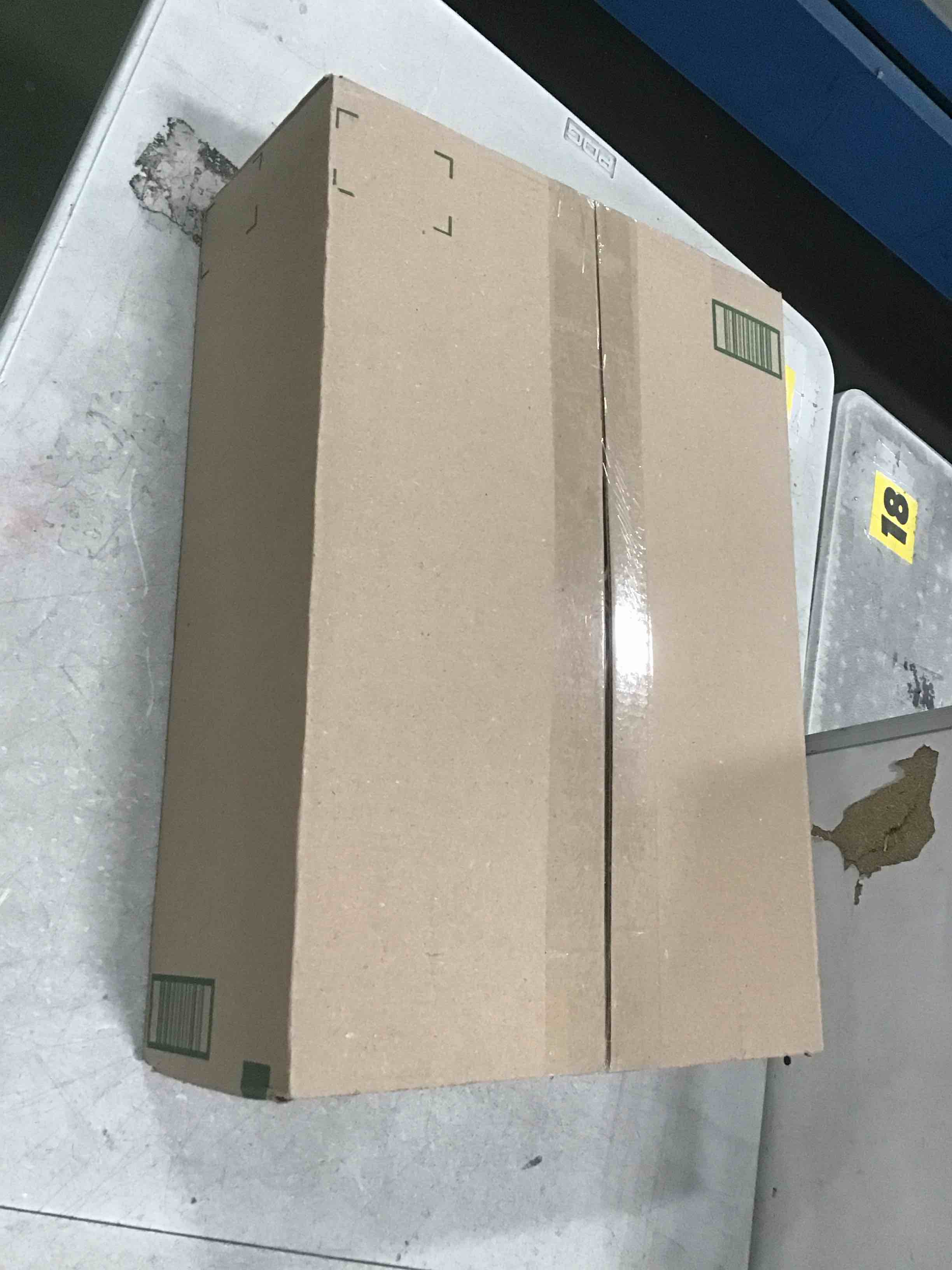 https://s3.amazonaws.com/lotting-images-prod/bidfta/PPE2168431_1738675351347.jpeg