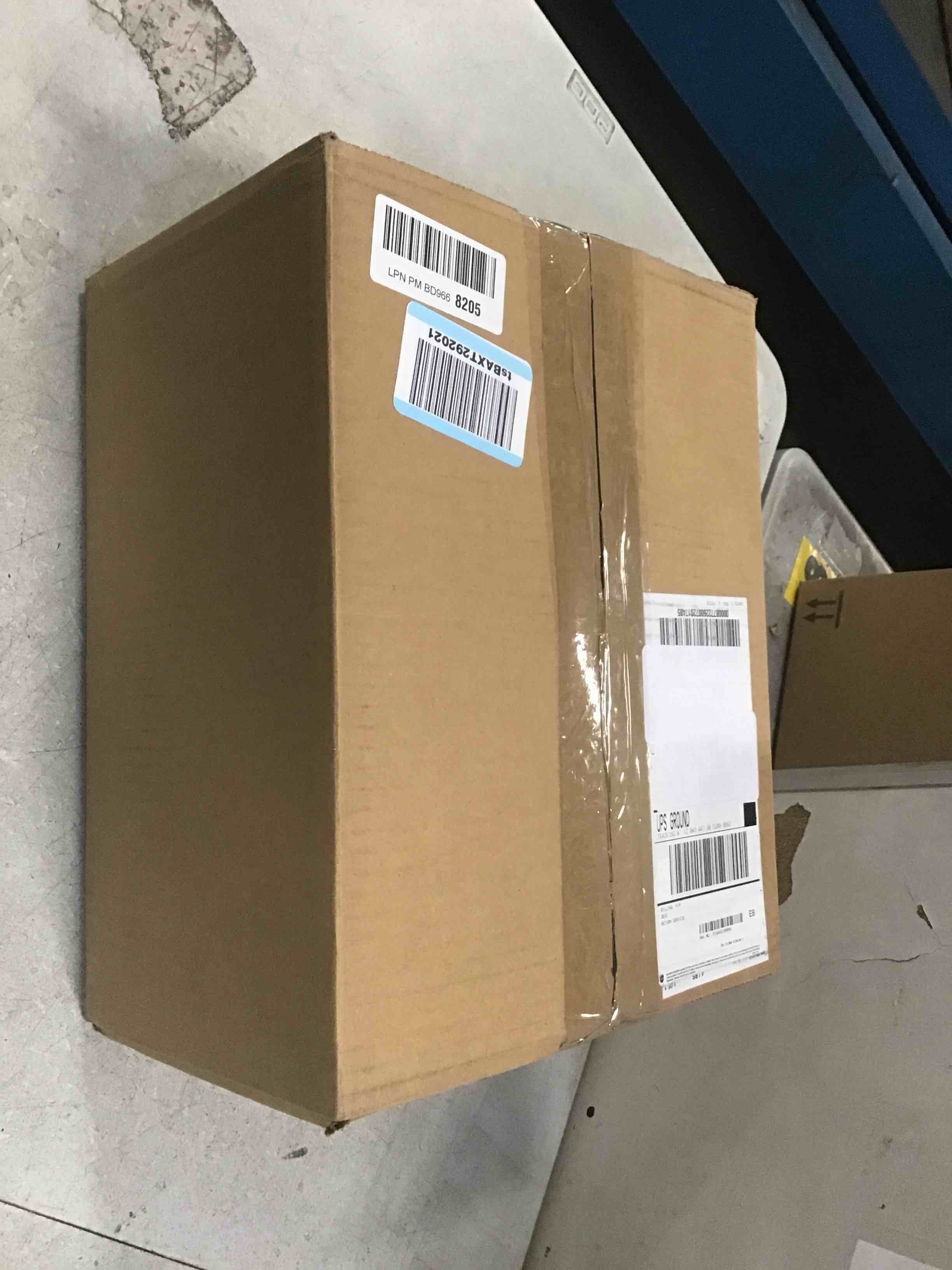 https://s3.amazonaws.com/lotting-images-prod/bidfta/PPE2168485_1738684377867.jpeg