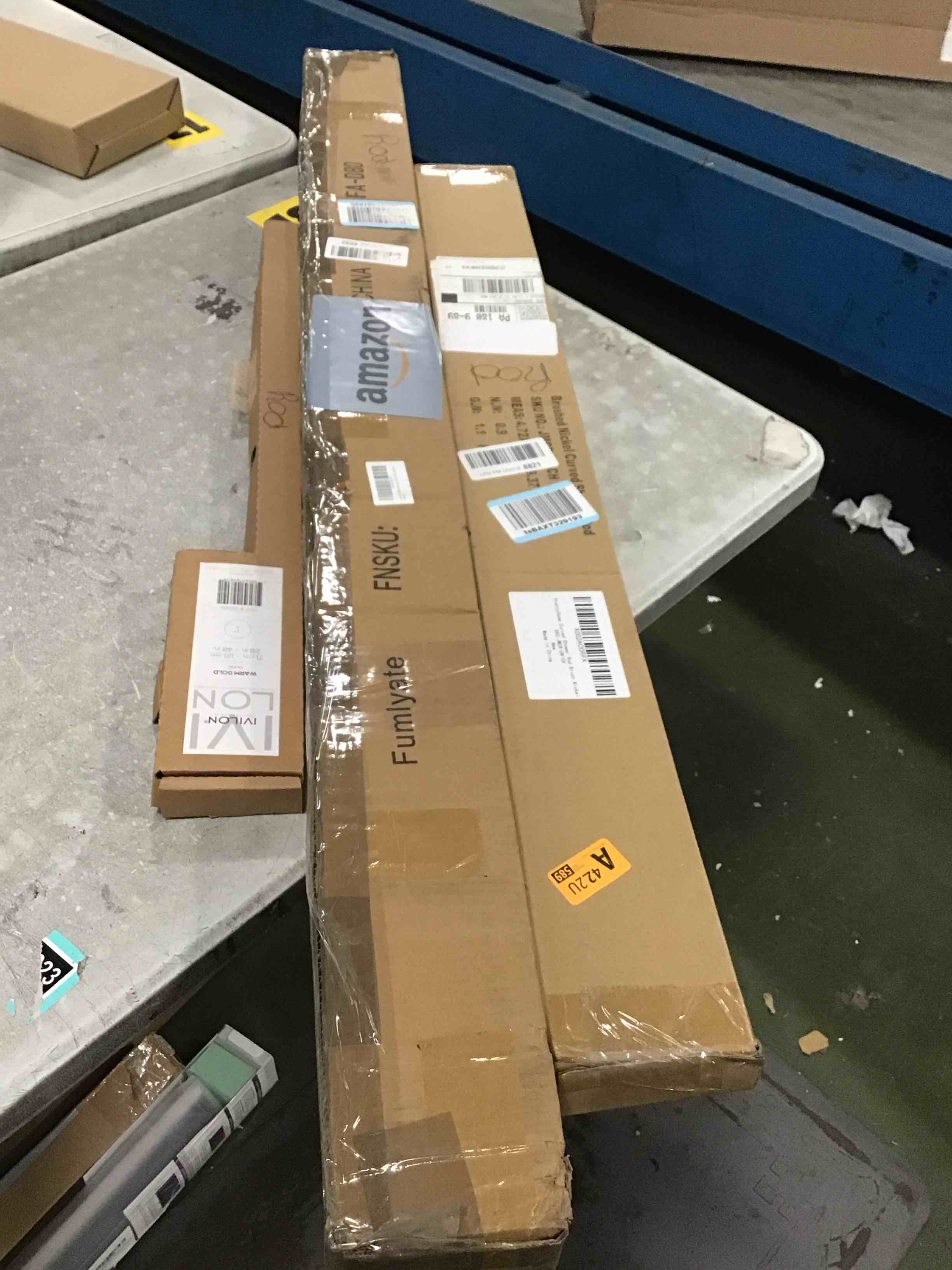 https://s3.amazonaws.com/lotting-images-prod/bidfta/PPE2168826_1738784013905.jpeg