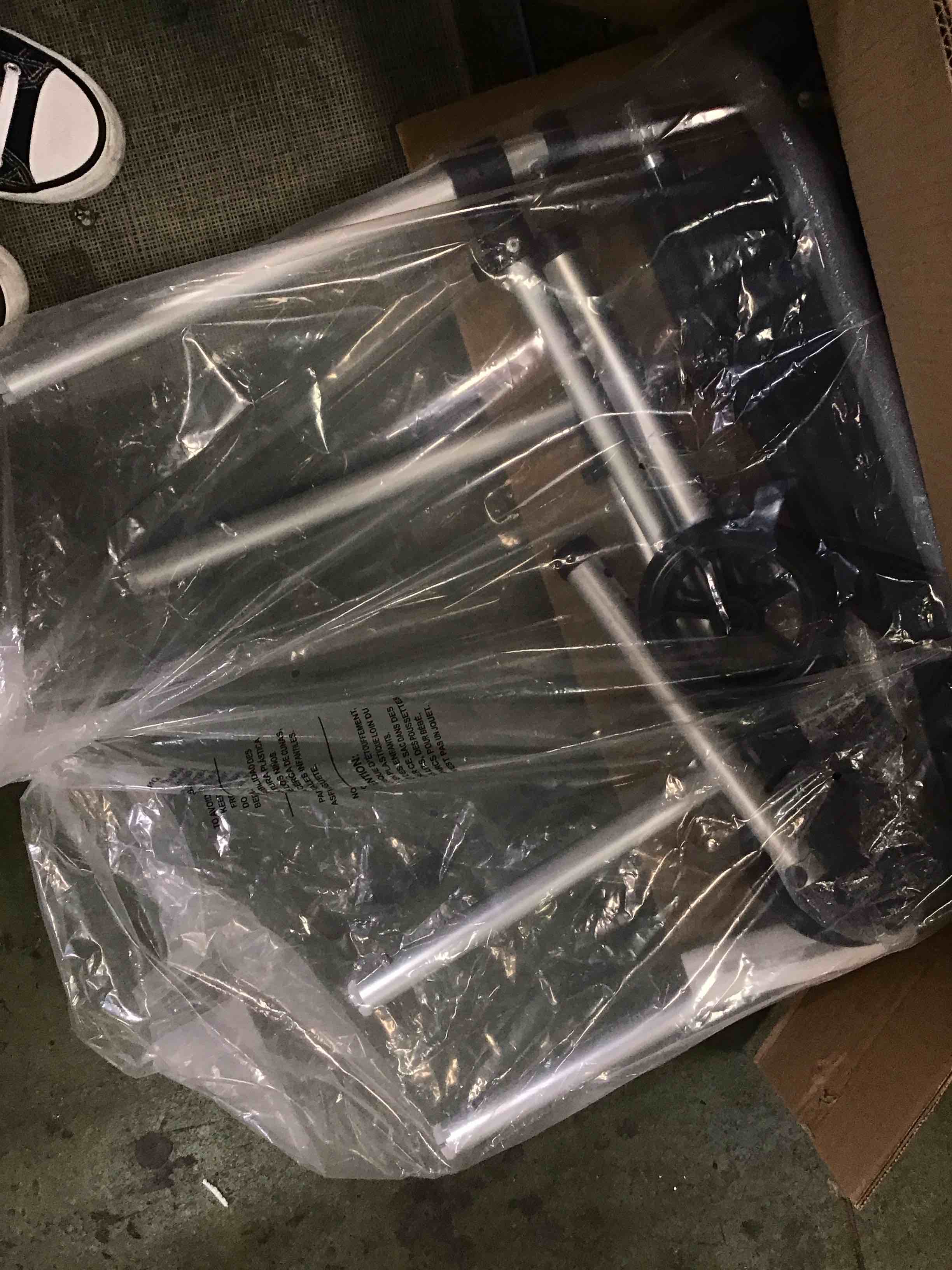 https://s3.amazonaws.com/lotting-images-prod/bidfta/PPE2169050_1738867634643.jpeg