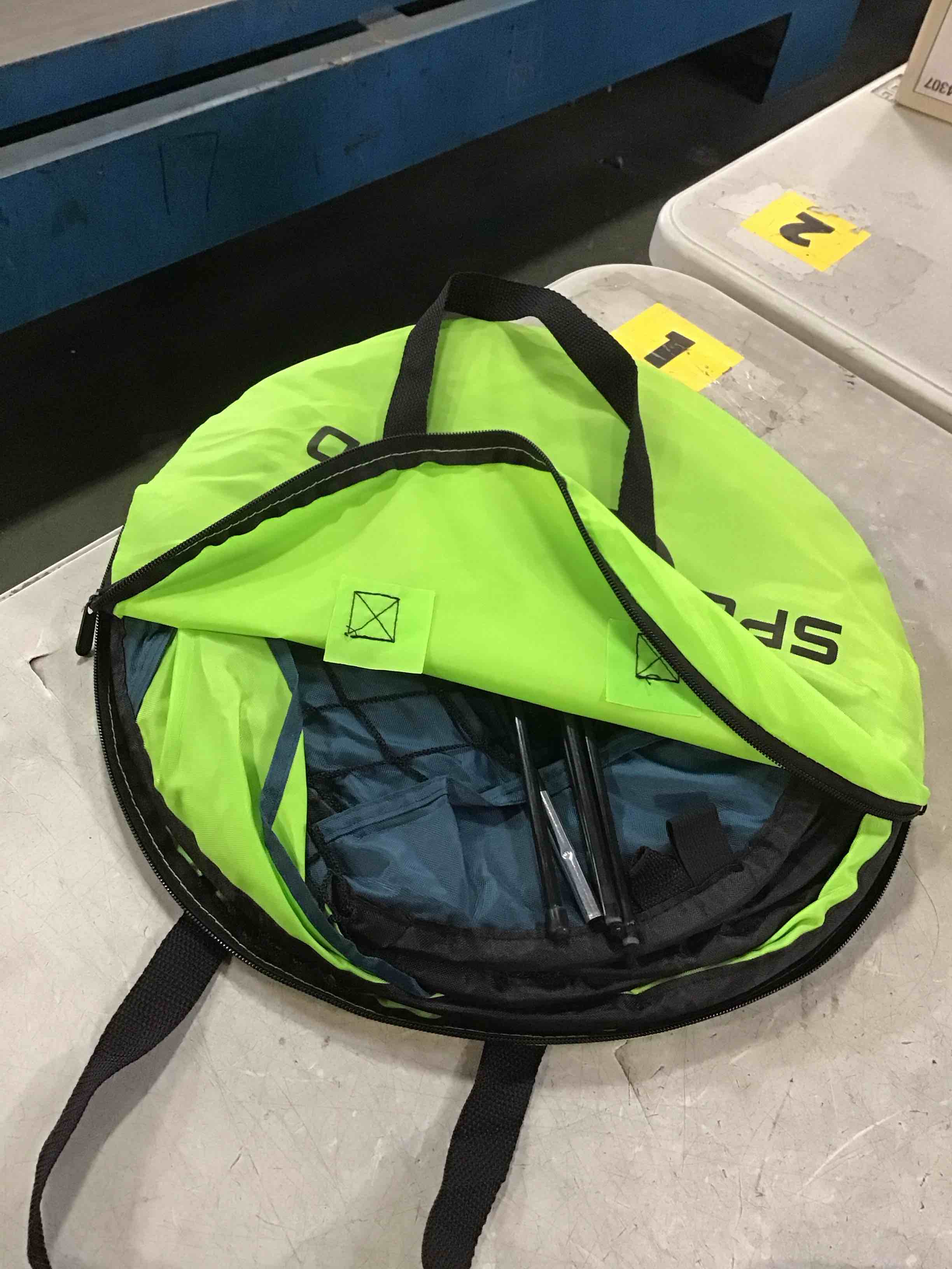 https://s3.amazonaws.com/lotting-images-prod/bidfta/PPE2169272_1740665657652.jpeg
