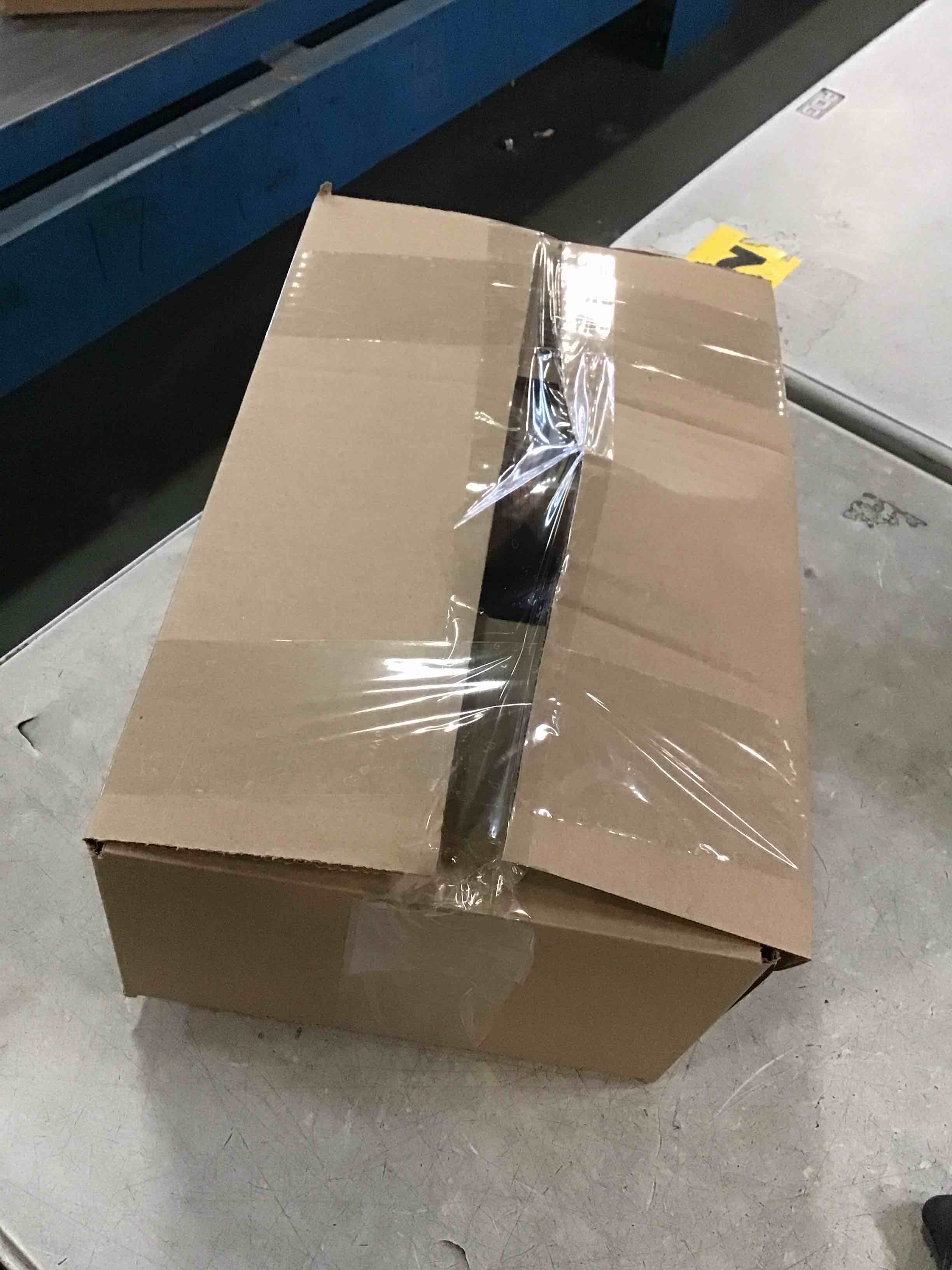 https://s3.amazonaws.com/lotting-images-prod/bidfta/PPE2169488_1740751764181.jpeg