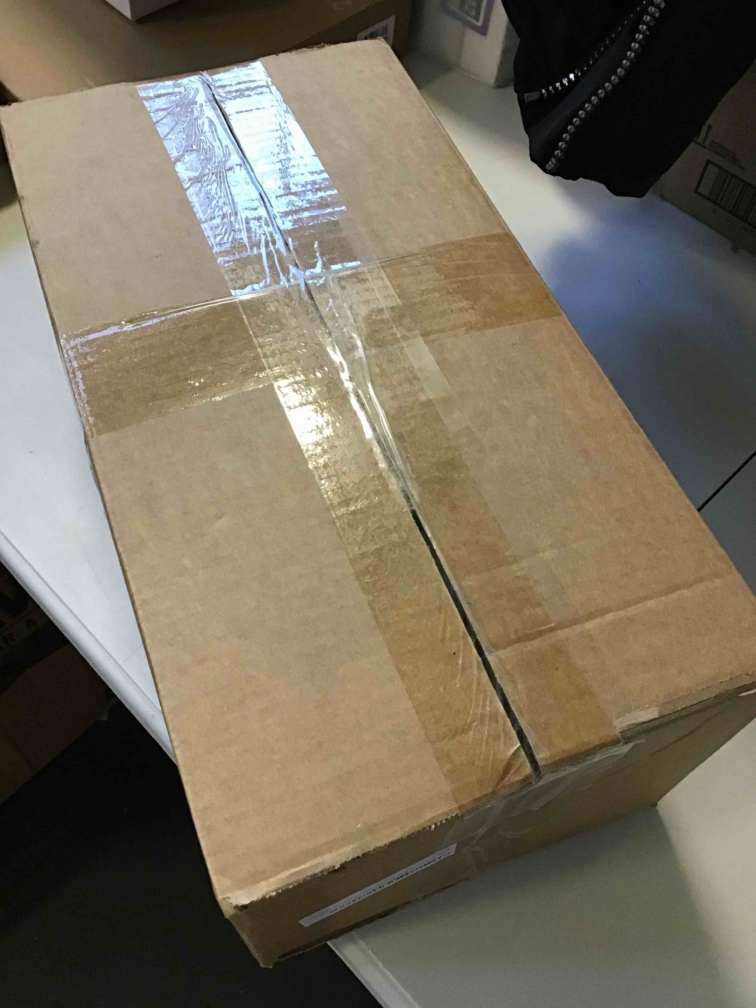 https://s3.amazonaws.com/lotting-images-prod/bidfta/PPE2170434_1737577885183.jpeg