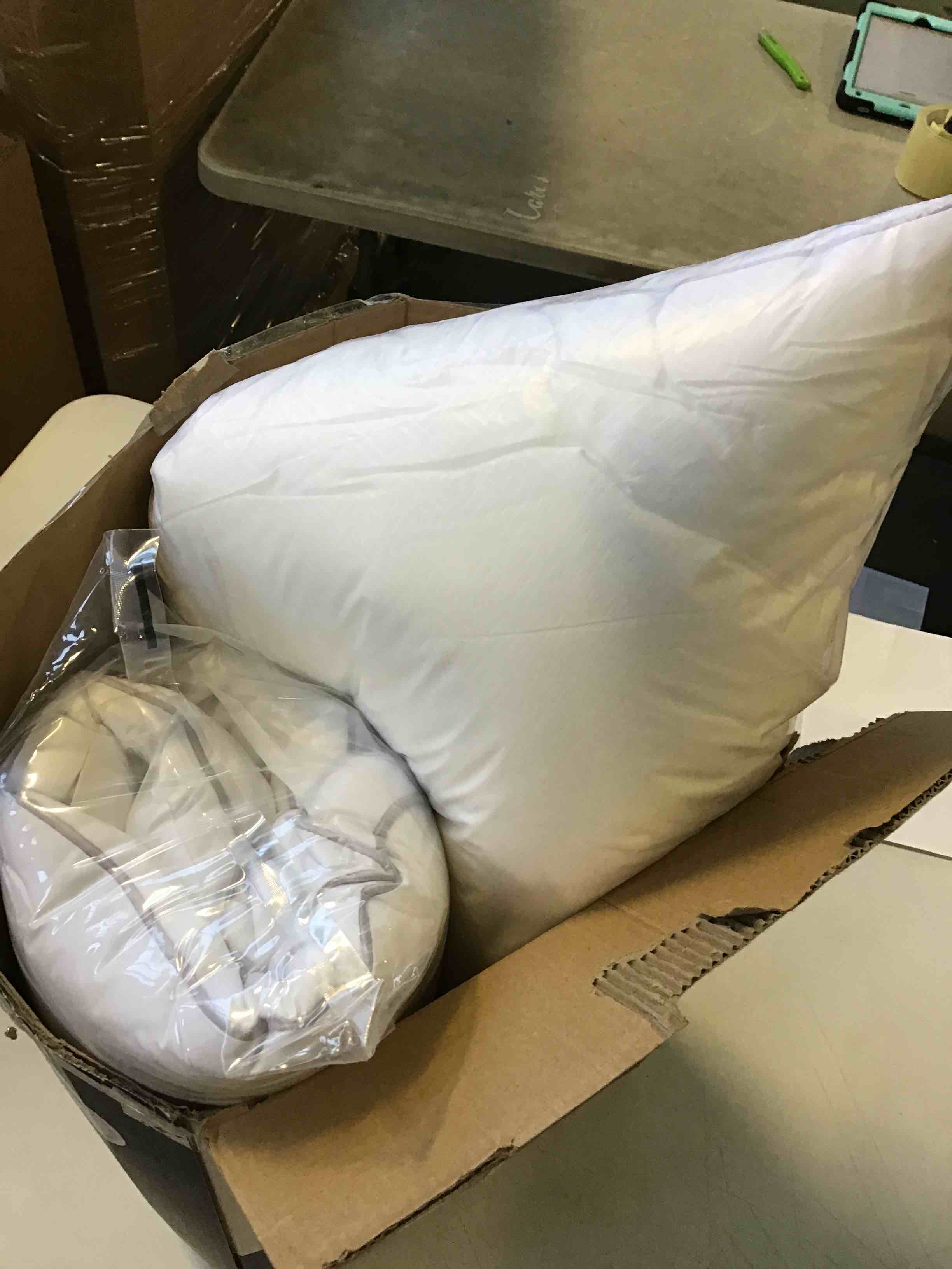 https://s3.amazonaws.com/lotting-images-prod/bidfta/PPE2170908_1738075683712.jpeg