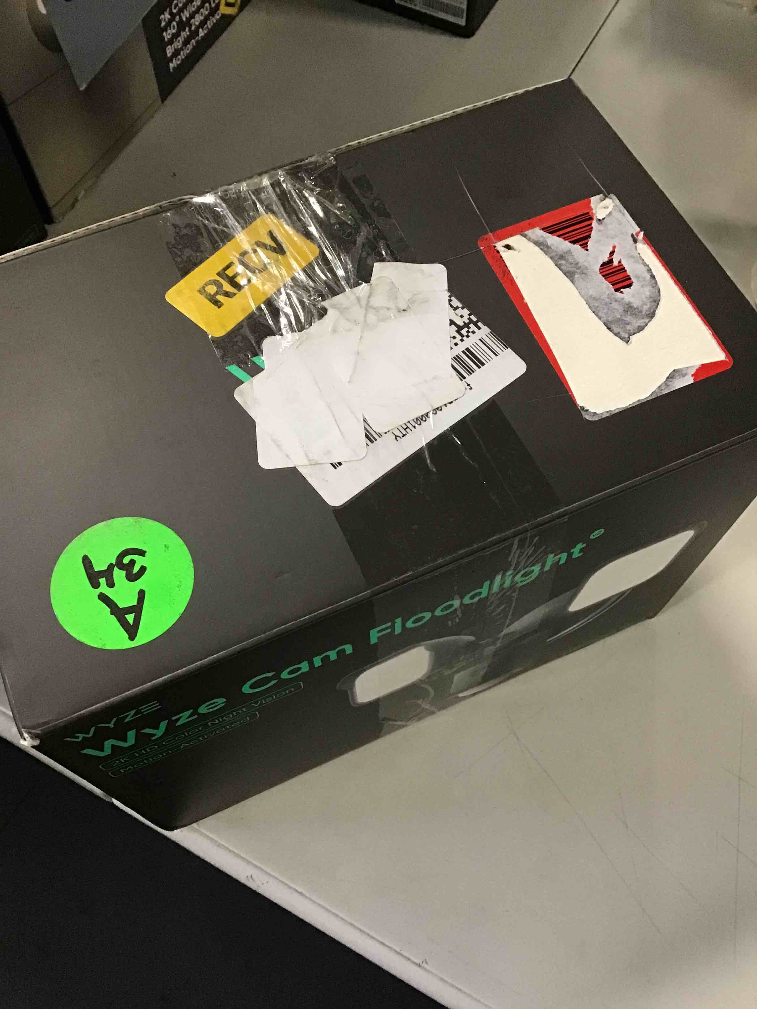 https://s3.amazonaws.com/lotting-images-prod/bidfta/PPE2171837_1738766988346.jpeg