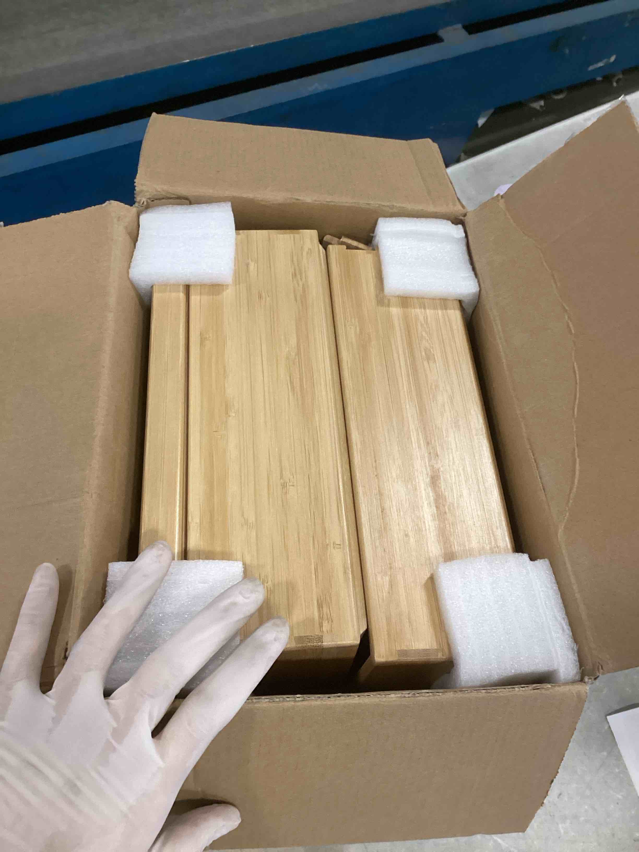 https://s3.amazonaws.com/lotting-images-prod/bidfta/PPE2174054_1738351797215.jpeg