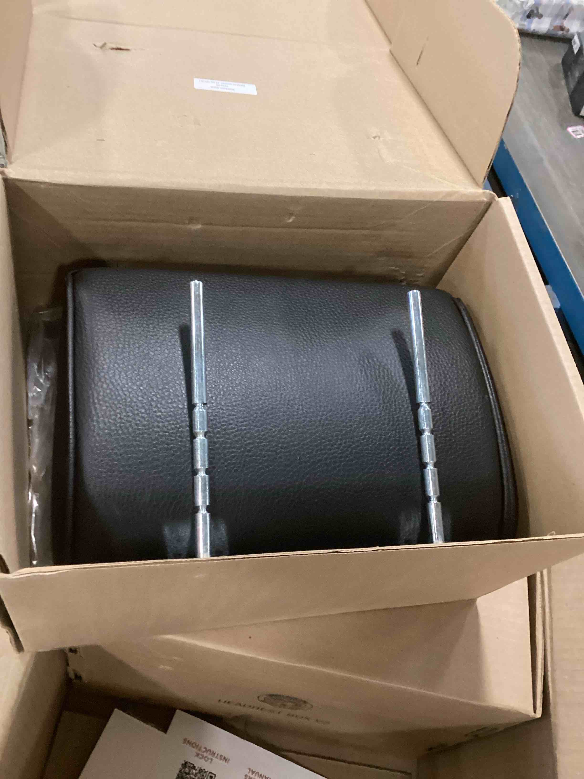https://s3.amazonaws.com/lotting-images-prod/bidfta/PPE2174179_1738594471397.jpeg