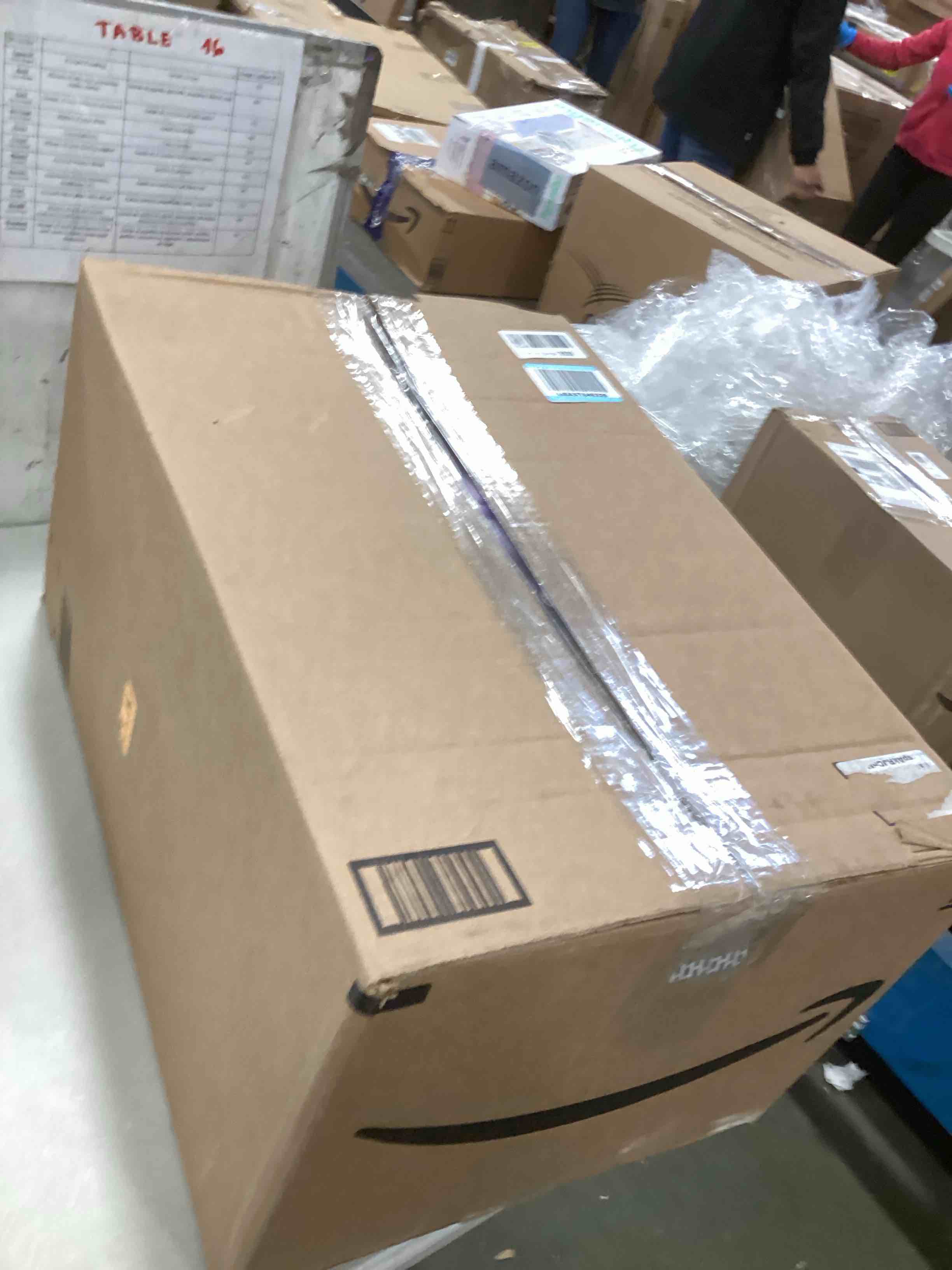 https://s3.amazonaws.com/lotting-images-prod/bidfta/PPE2174180_1738594622140.jpeg