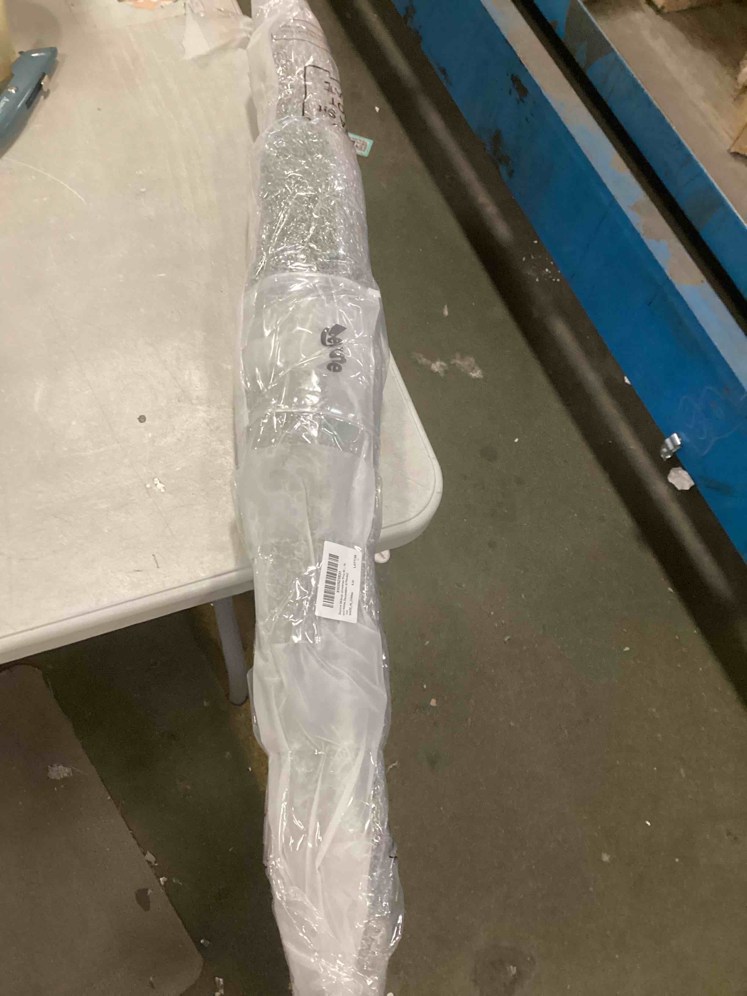 https://s3.amazonaws.com/lotting-images-prod/bidfta/PPE2174305_1738609073852.jpeg