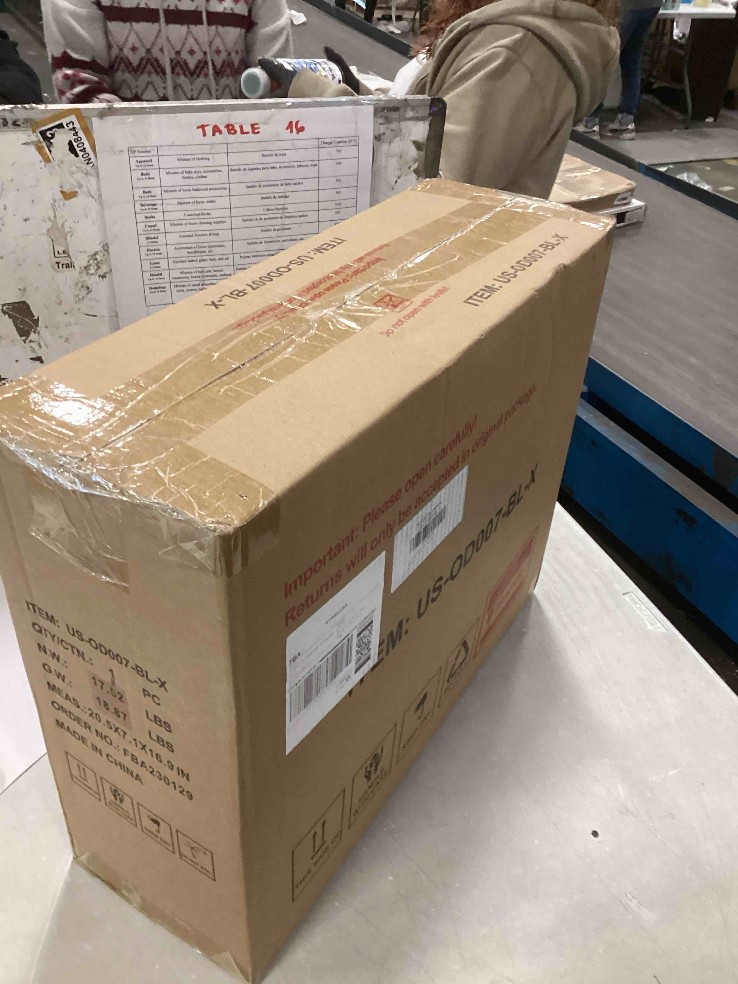 https://s3.amazonaws.com/lotting-images-prod/bidfta/PPE2174473_1738617341622.jpeg