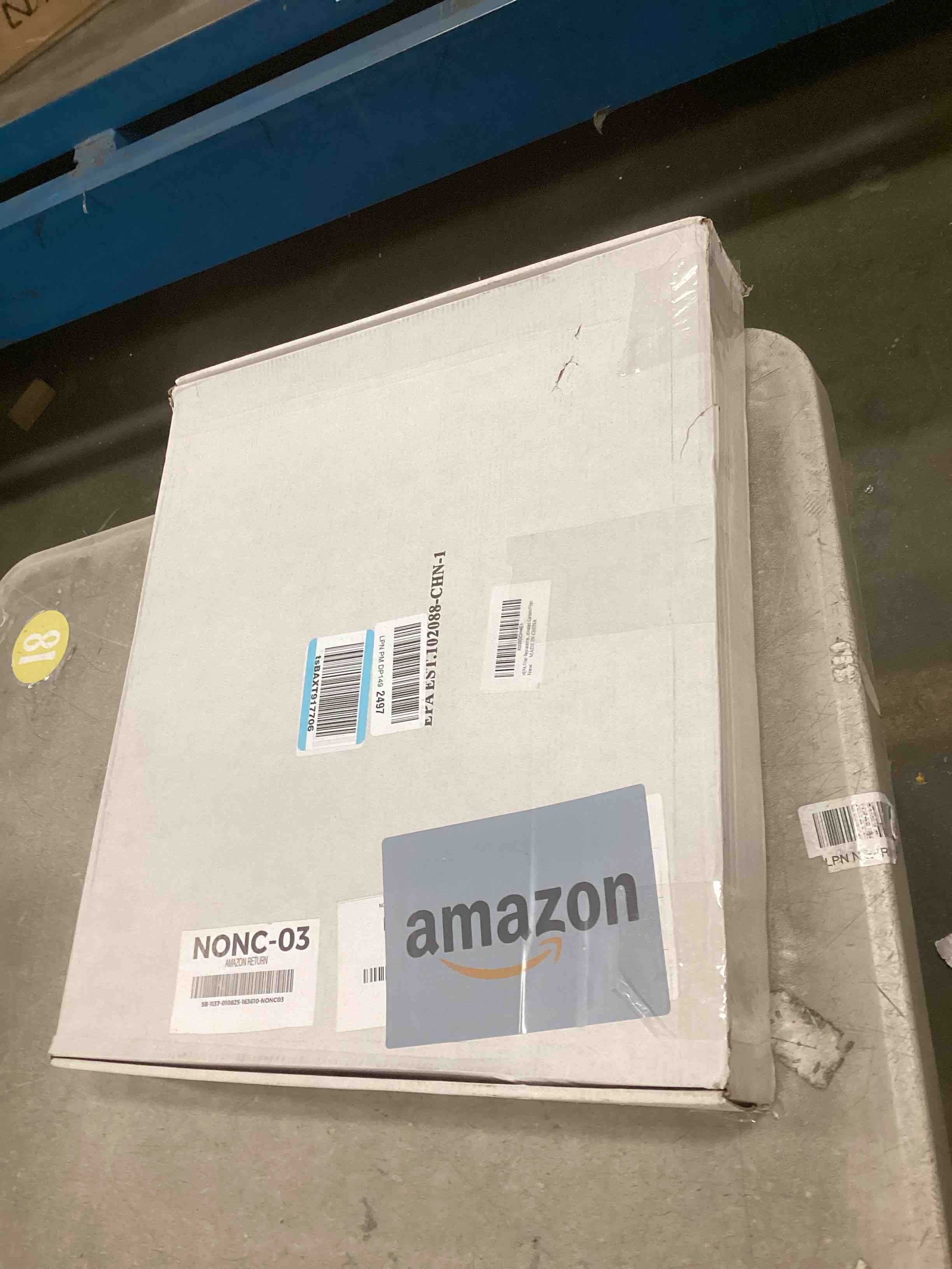 https://s3.amazonaws.com/lotting-images-prod/bidfta/PPE2174892_1738772259345.jpeg