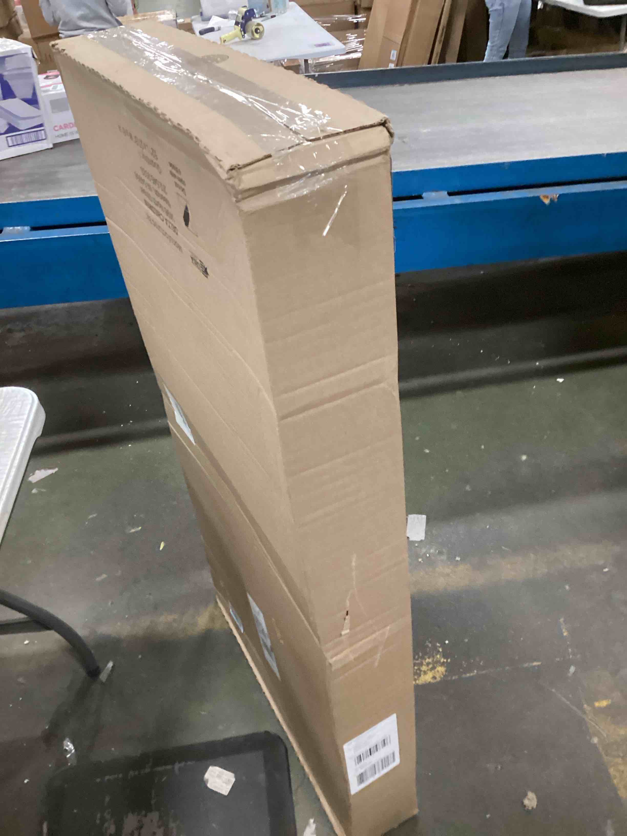 https://s3.amazonaws.com/lotting-images-prod/bidfta/PPE2175209_1738853544923.jpeg