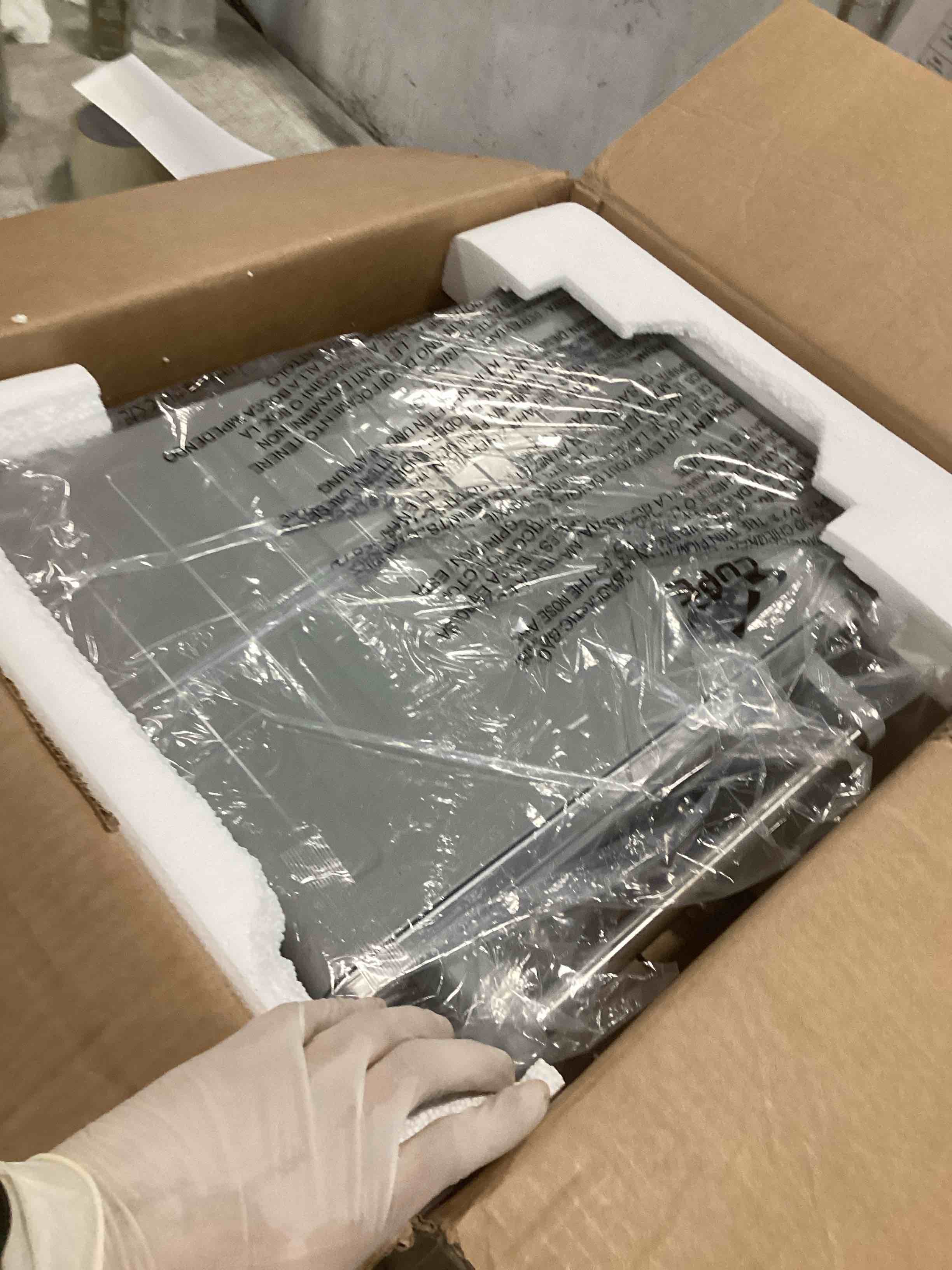 https://s3.amazonaws.com/lotting-images-prod/bidfta/PPE2175247_1738858889385.jpeg