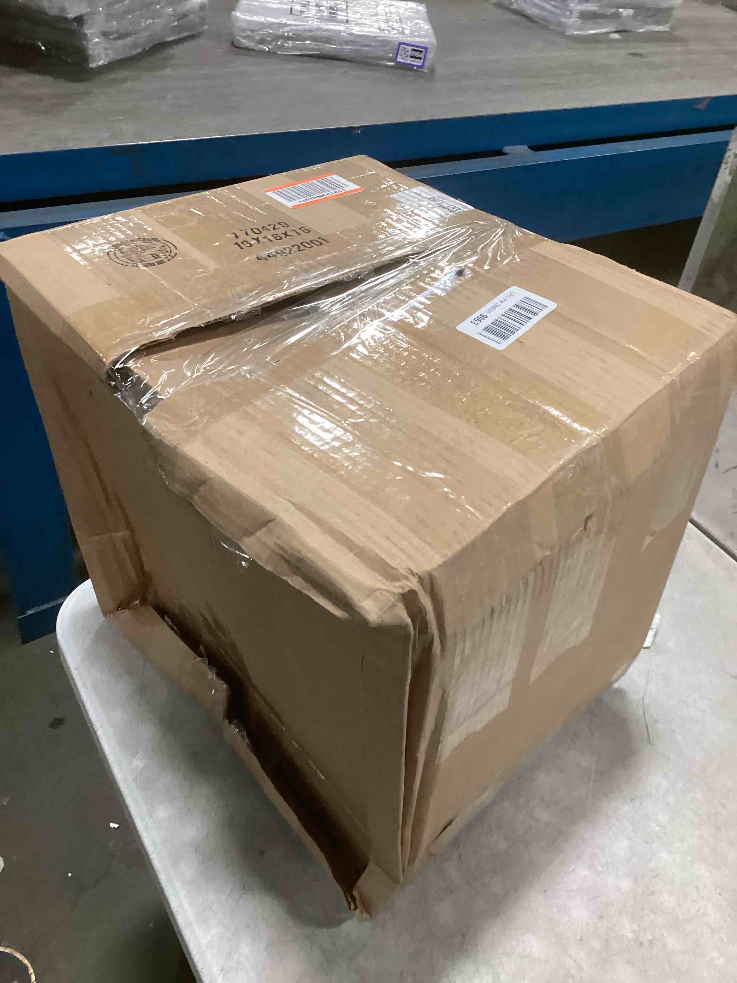 https://s3.amazonaws.com/lotting-images-prod/bidfta/PPE2175463_1738933774744.jpeg