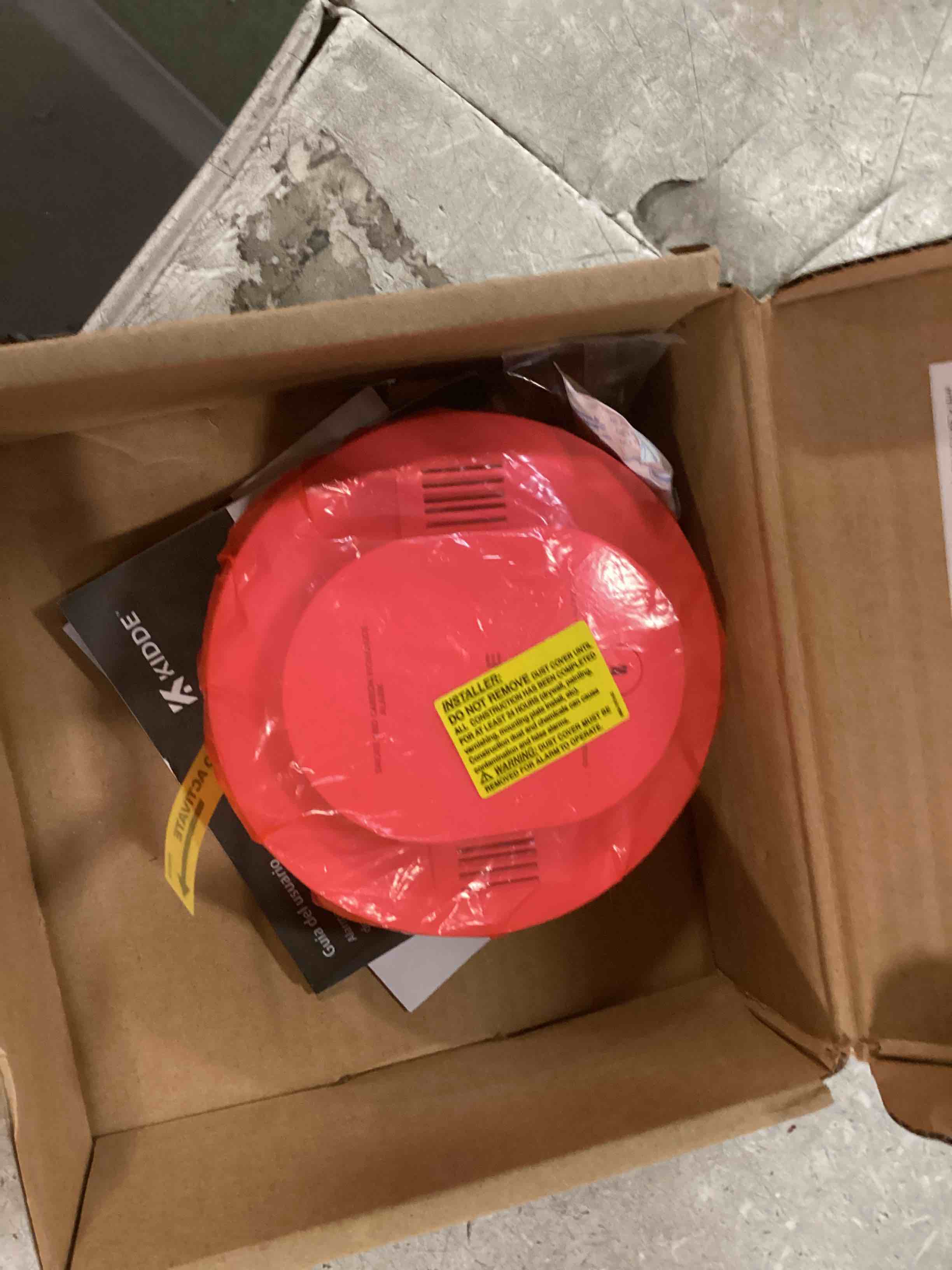https://s3.amazonaws.com/lotting-images-prod/bidfta/PPE2176529_1739285637409.jpeg