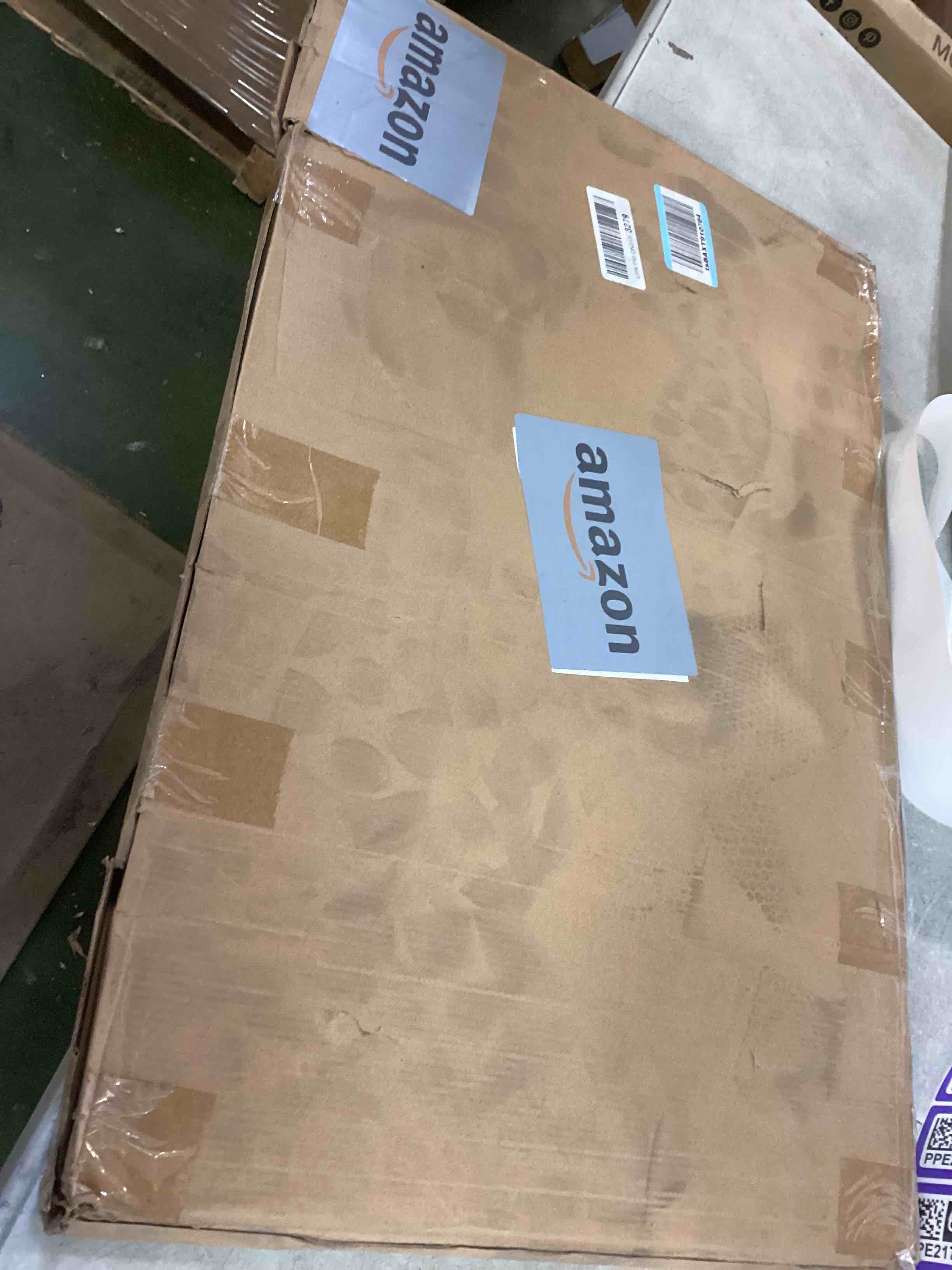 https://s3.amazonaws.com/lotting-images-prod/bidfta/PPE2176908_1739387984275.jpeg