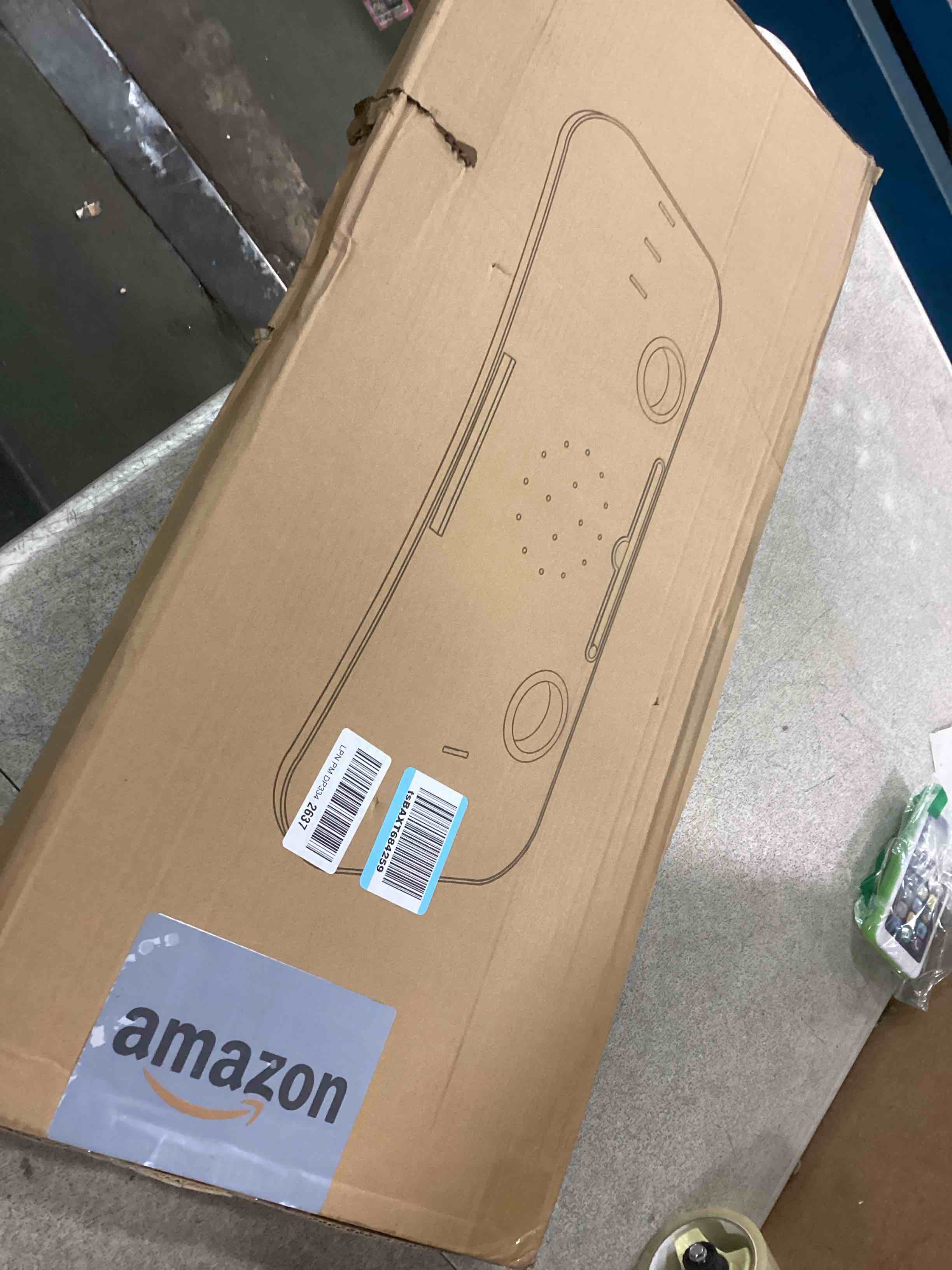 https://s3.amazonaws.com/lotting-images-prod/bidfta/PPE2177070_1739456580094.jpeg