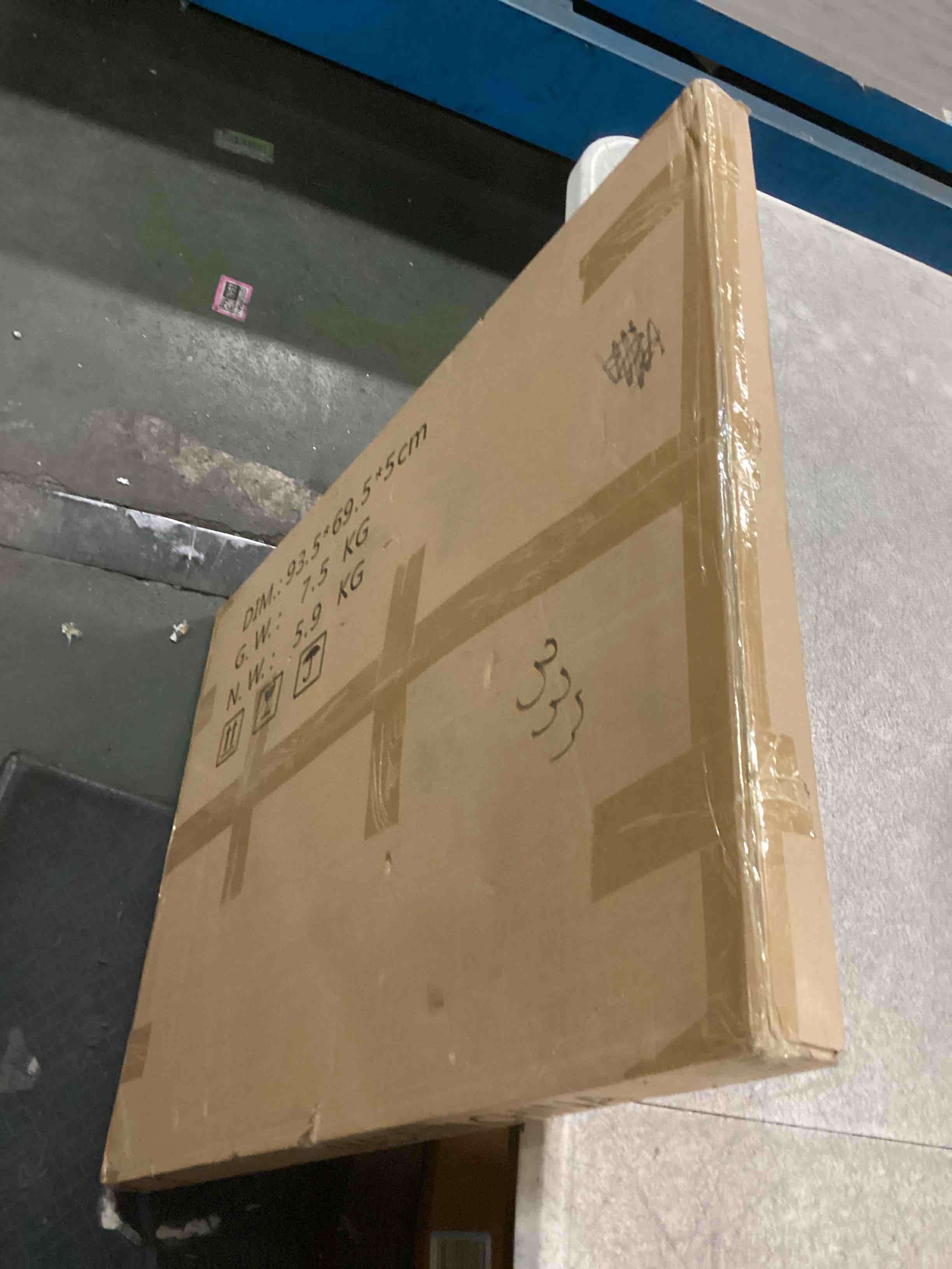 https://s3.amazonaws.com/lotting-images-prod/bidfta/PPE2177084_1739460059200.jpeg