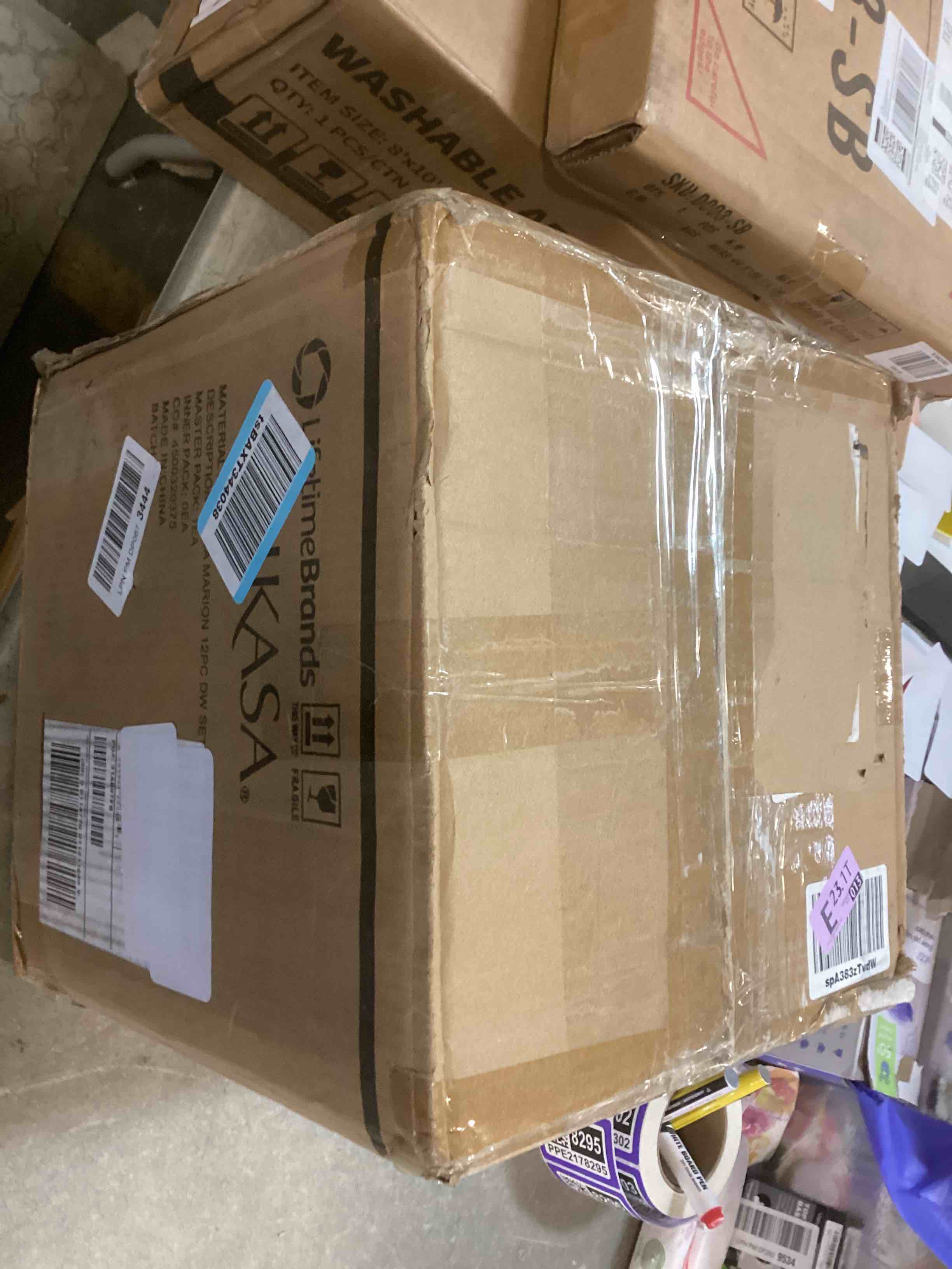 https://s3.amazonaws.com/lotting-images-prod/bidfta/PPE2178293_1740063254339.jpeg