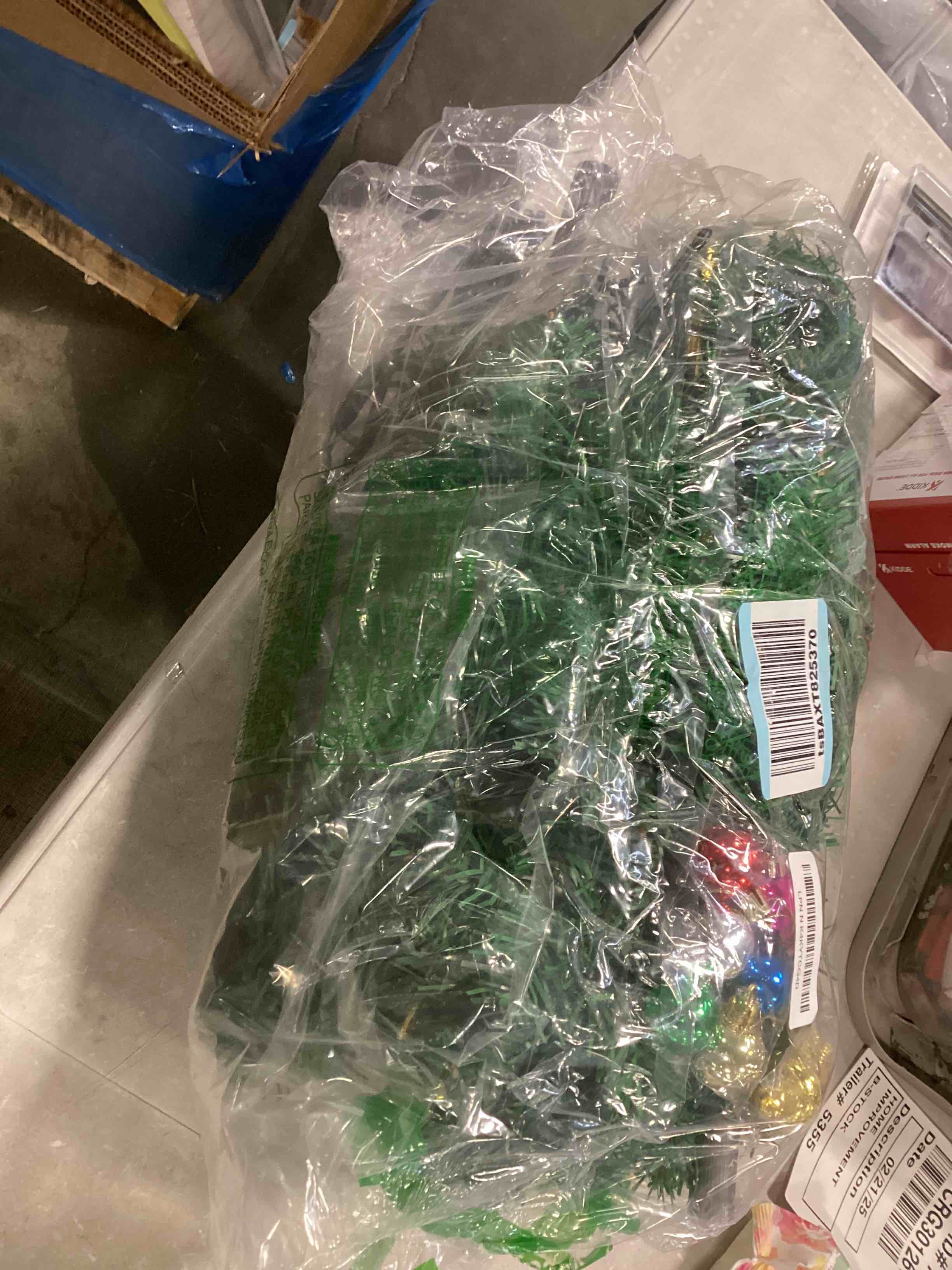 https://s3.amazonaws.com/lotting-images-prod/bidfta/PPE2178949_1740489571781.jpeg